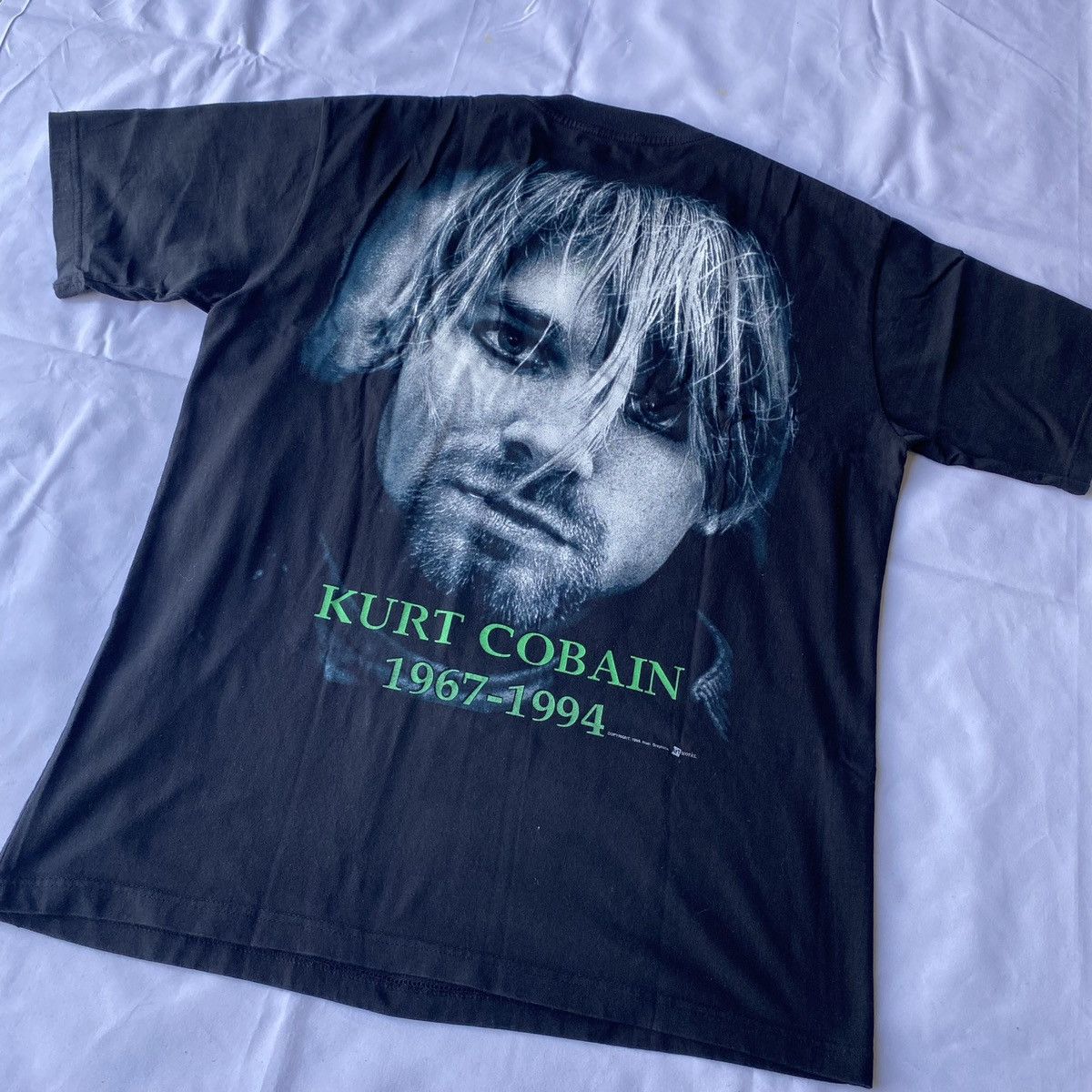 Band Tees × Vintage *RARE* VTG 90s Kurt Cobain 1967 - 1994 Memorial Size US XL / EU 56 / 4 - 12 Thumbnail