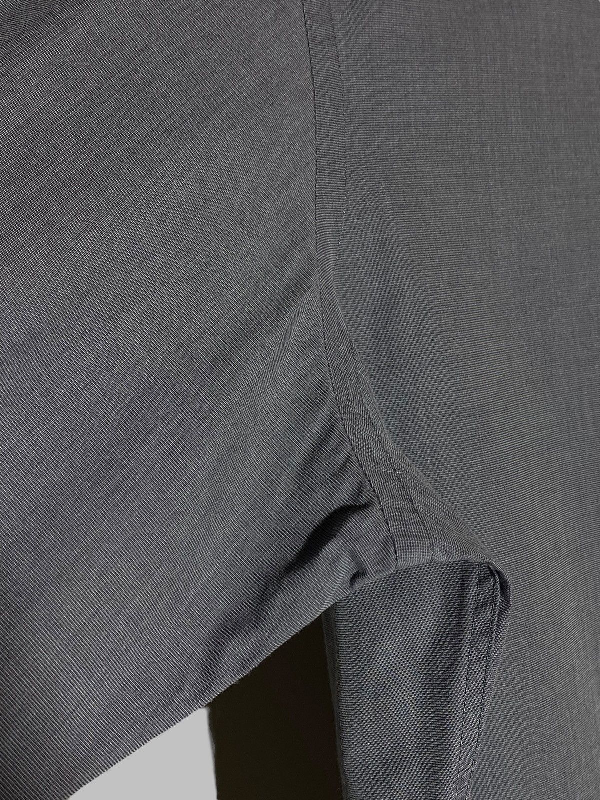Gucci Vintage Gucci Gray Button Up Dress Shirt Rare Size US M / EU 48-50 / 2 - 14 Thumbnail