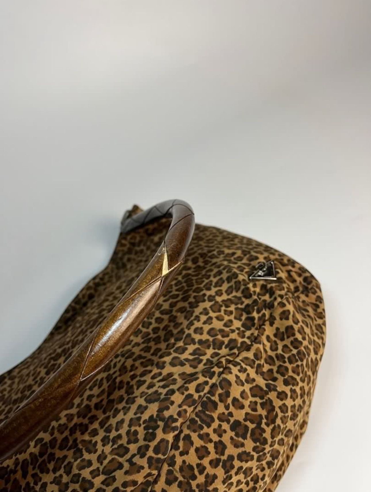 Bottega Veneta Vintage Bottega Veneta Leopard Hobo Bag with Wooden Handle Size ONE SIZE - 6 Thumbnail