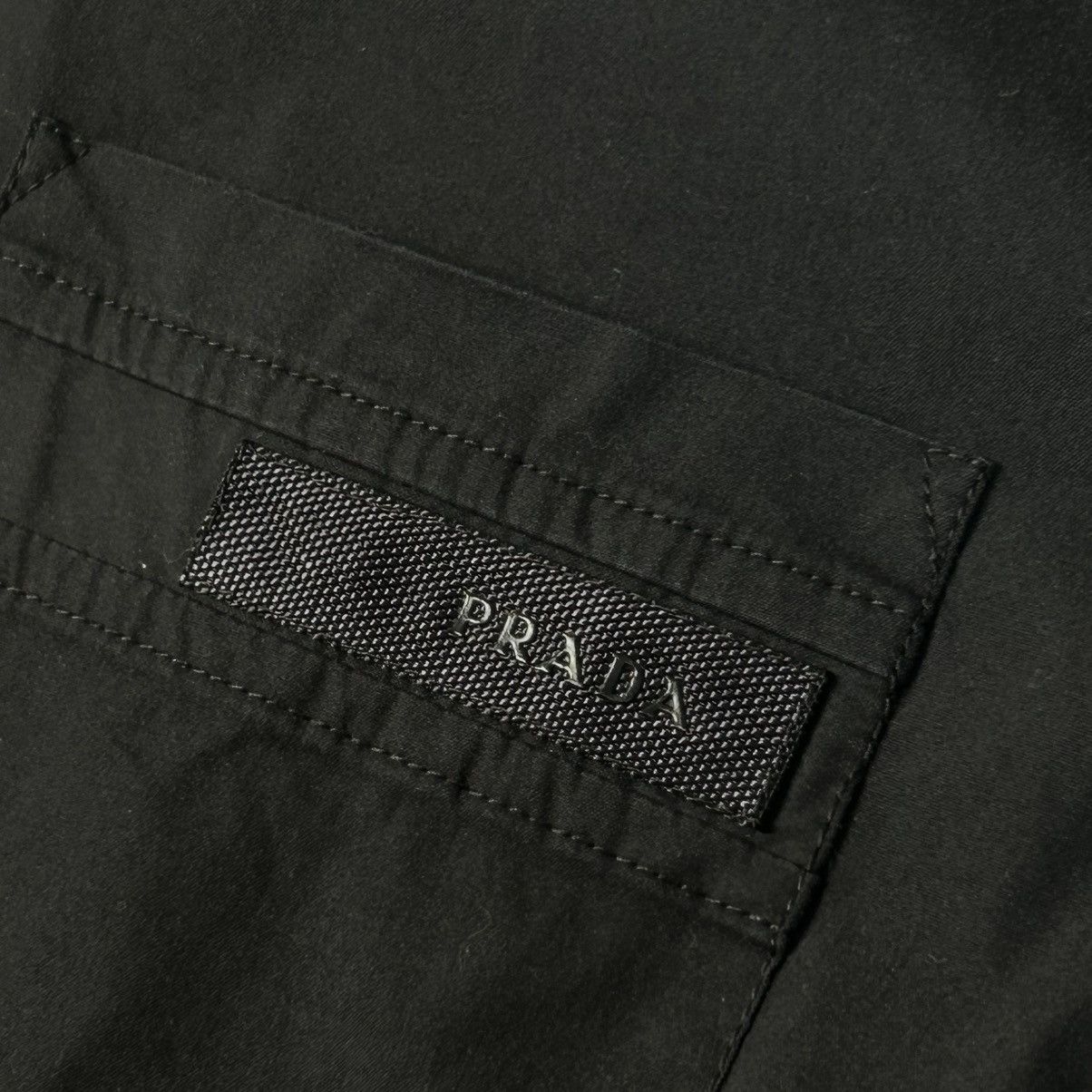 Prada Prada Black short sleeve shirt with logo Size US M / EU 48-50 / 2 - 7 Thumbnail