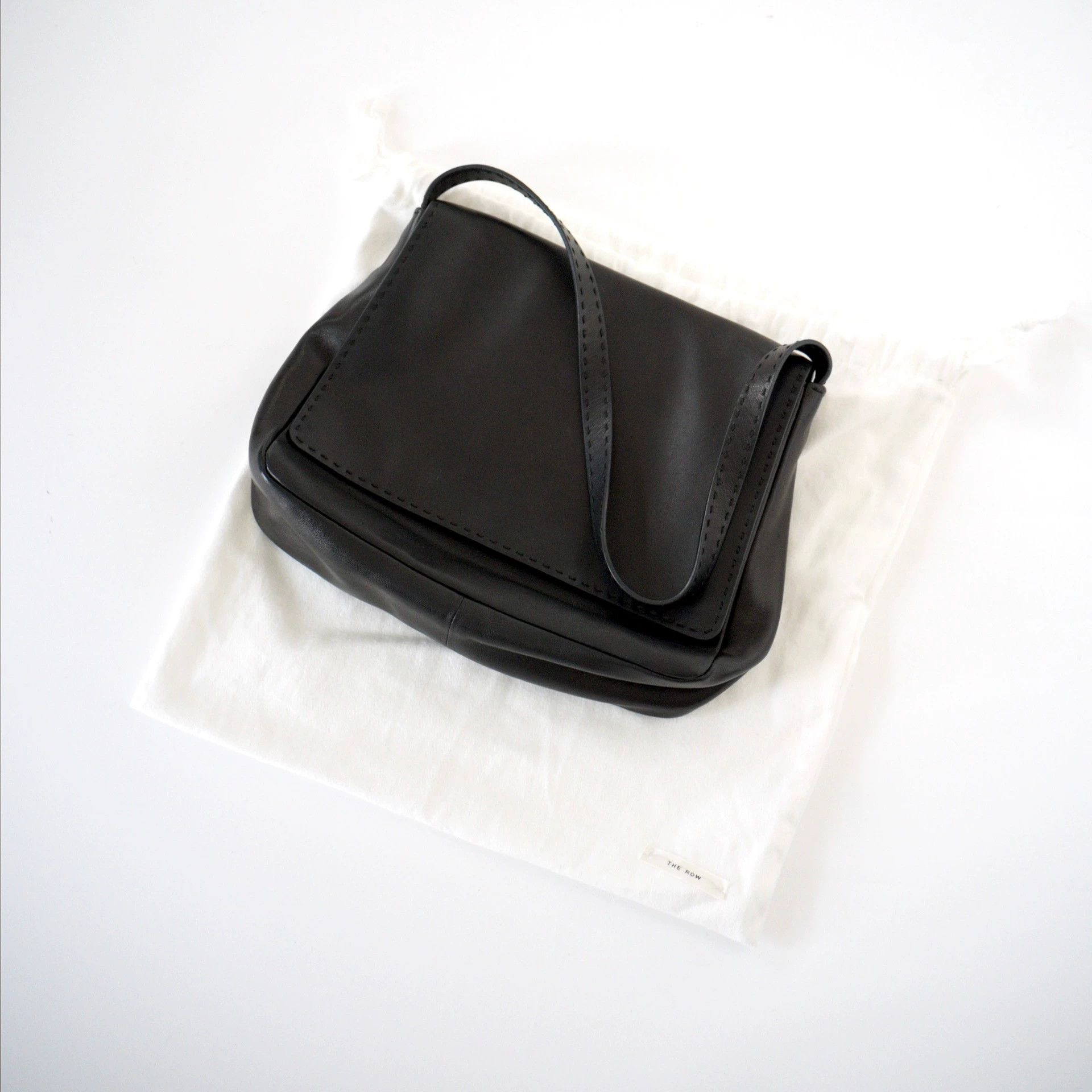 The Row The Row Nuance Leather Shoulder Bag Size ONE SIZE - 1 Thumbnail