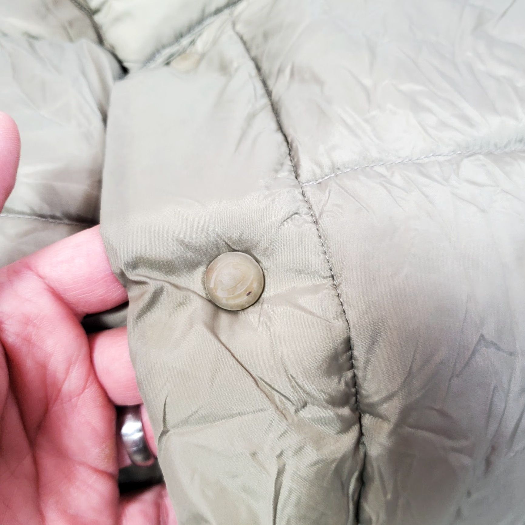 Vintage Cabela's Vest Mens XL Green Puffer Jacket Down Quilted Outdoor Logo Pockets Winter Spring Fall Casual Shirt? Size US XL / EU 56 / 4 - 5 Thumbnail