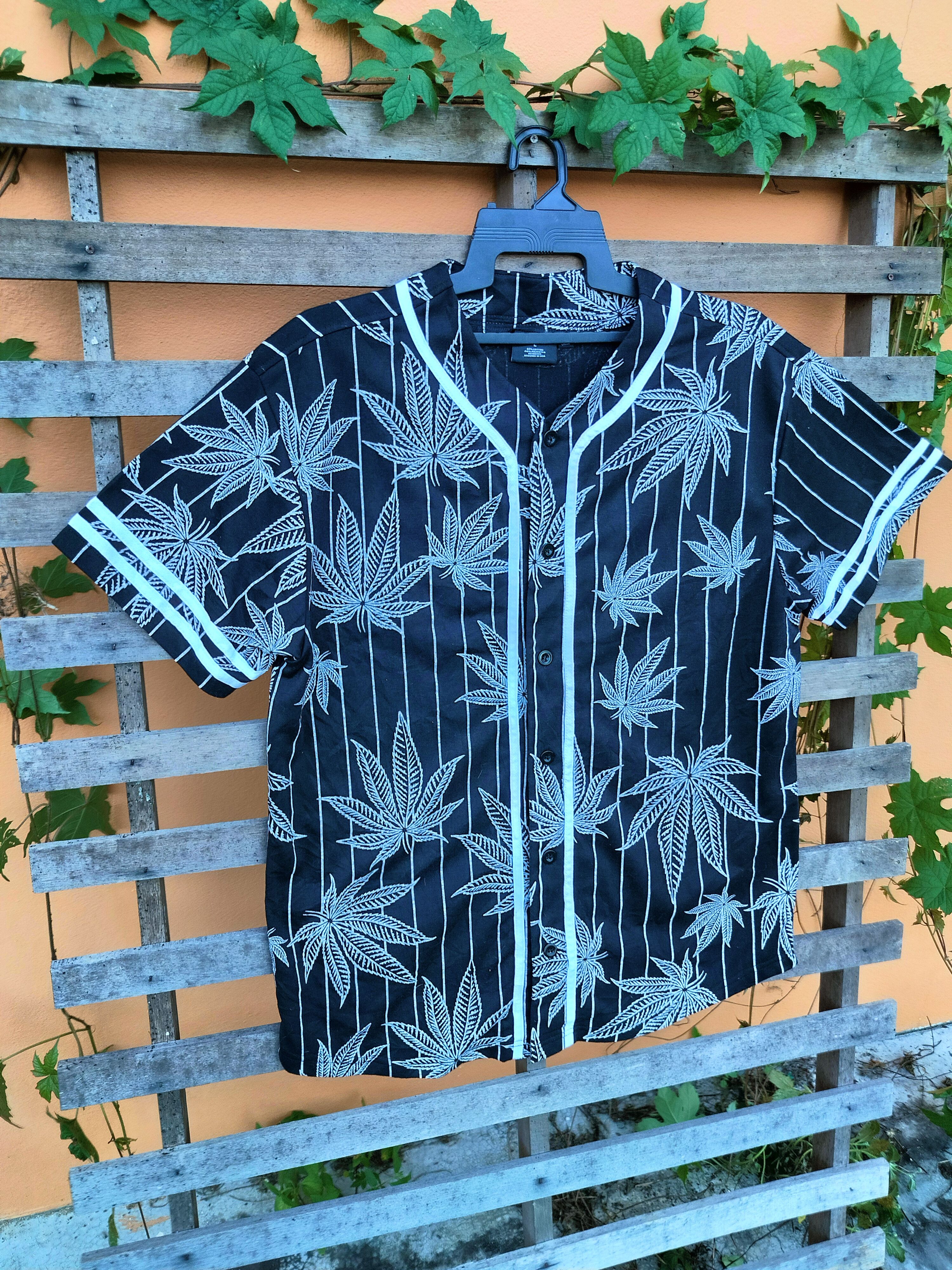 Japanese Brand VICTORIOUS FULL PRINT BASEBALL STYLE TEE Size US L / EU 52-54 / 3 - 2 Thumbnail