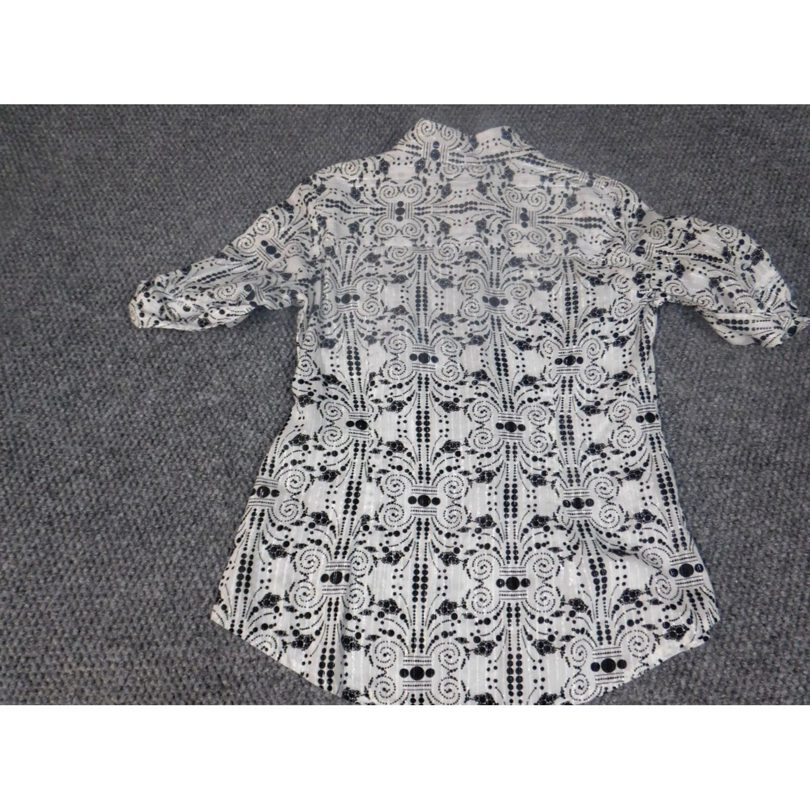 Ann Taylor Ann Taylor Loft Blouse Women 2 White Button Up Collared Long Sleeve Size XS / US 0-2 / IT 36-38 - 7 Thumbnail