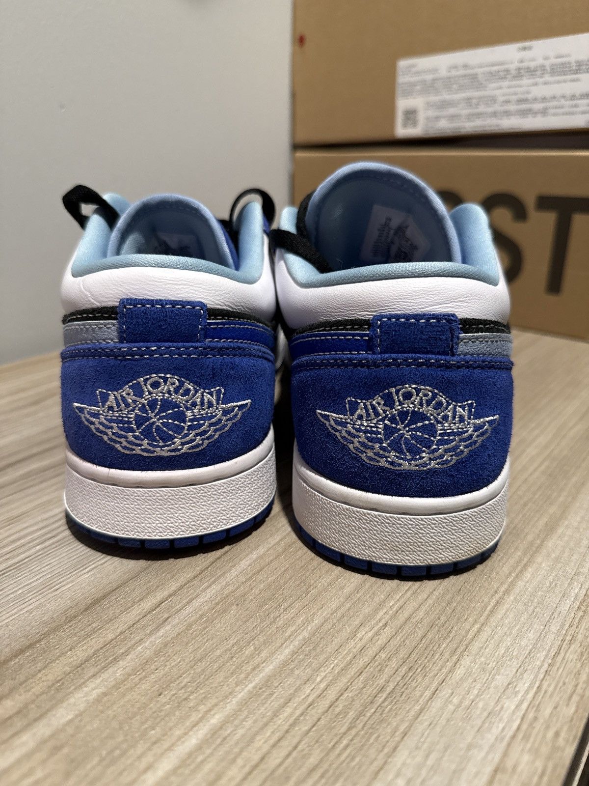 Jordan Brand Air Jordan 1 low SE ‘Racer Blue’ Size US 11 / EU 44 - 4 Thumbnail