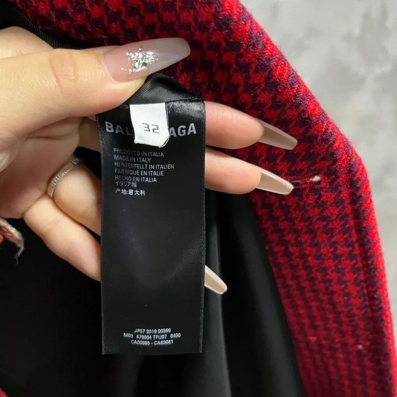 Balenciaga Balenciaga Red Checked Hourglass Overcoat Size 4XL / US 24-26 - 4 Thumbnail