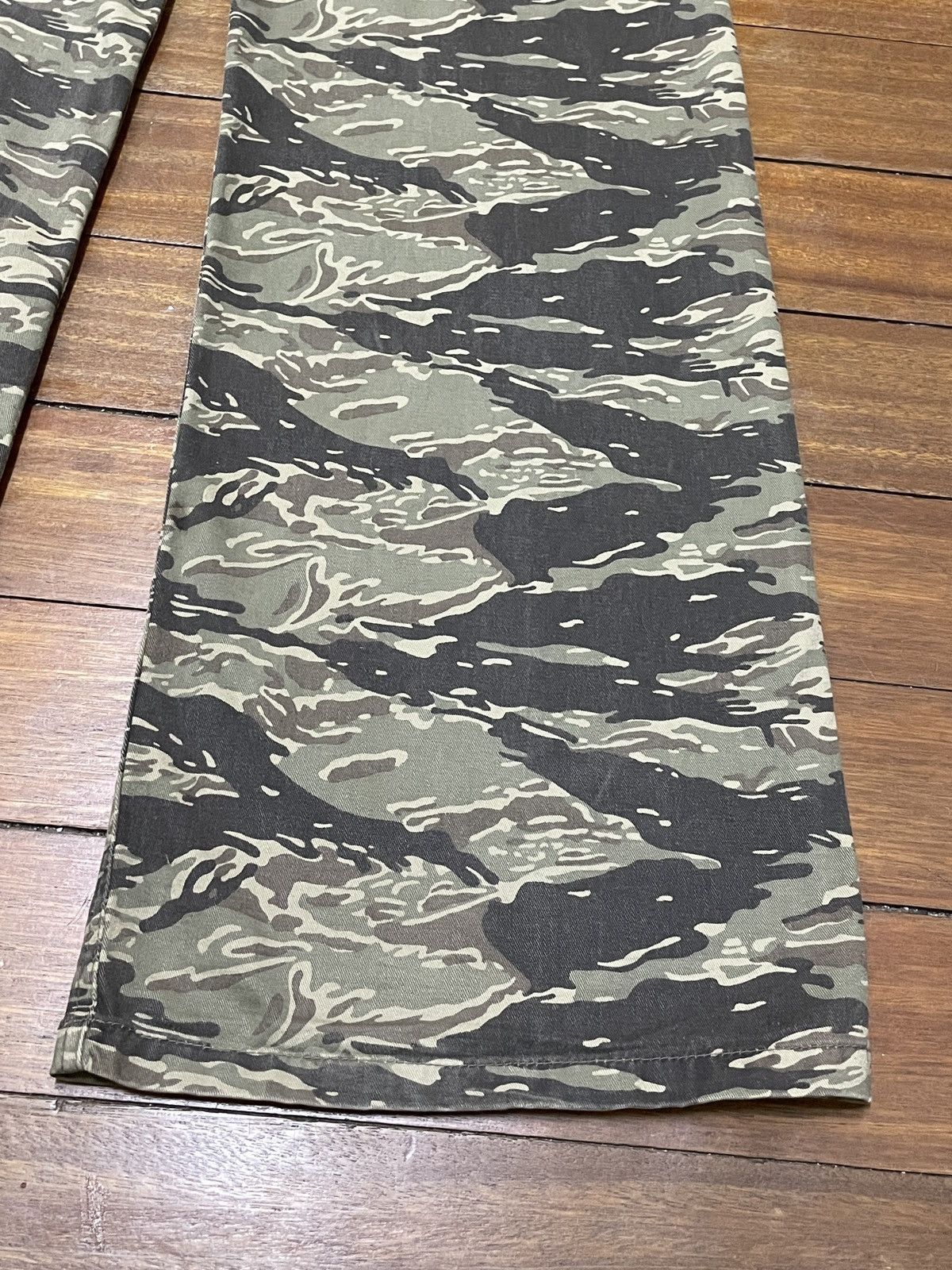 Japanese Brand Rare Vintage The Root Three Tiger Stripe Flared Pants 2000s Size US 35 - 8 Thumbnail