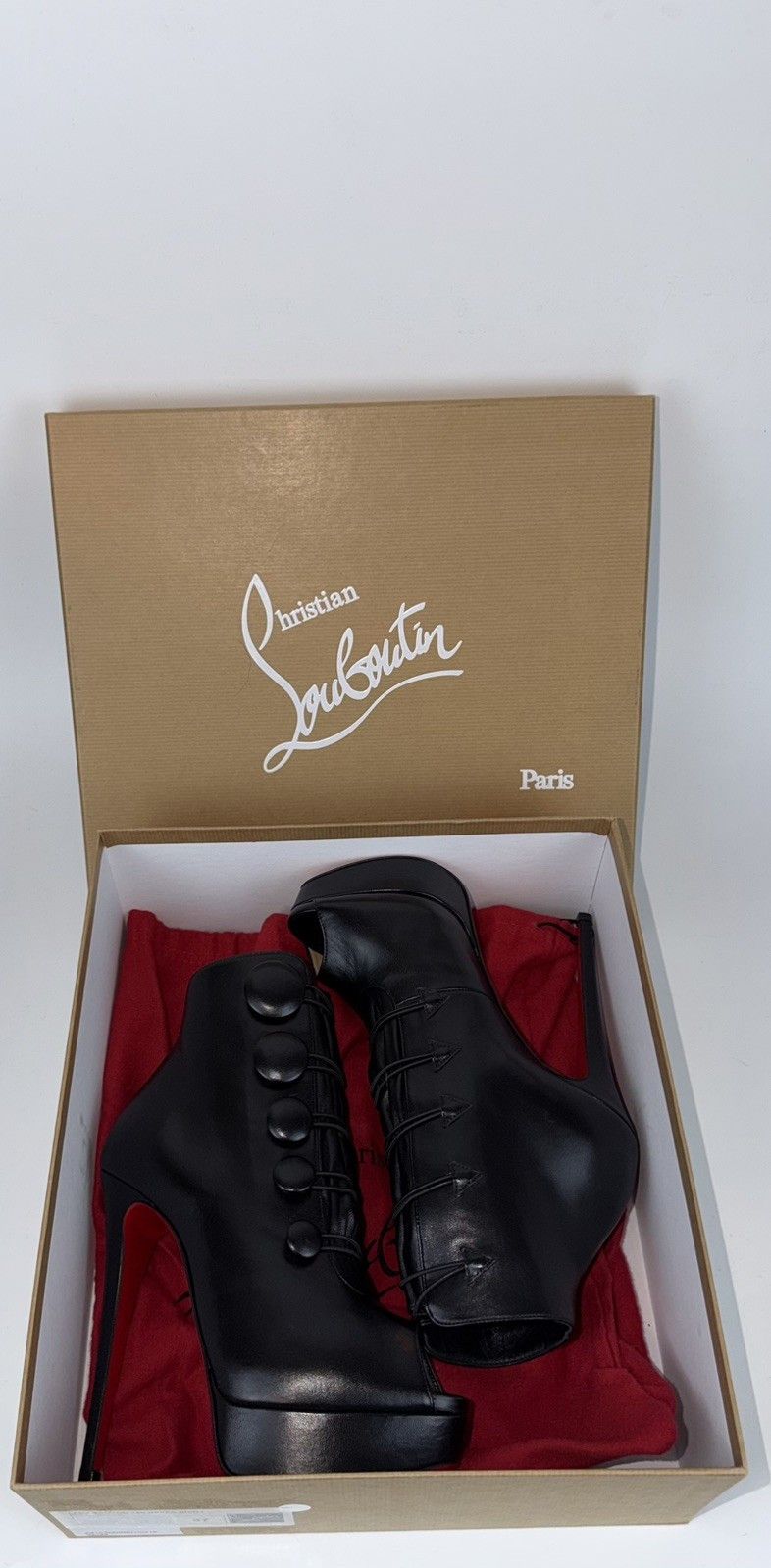 Christian Louboutin Christian Louboutin Lady Booton 150 Nappa Shiny in black Size US 7 / IT 37 - 11 Thumbnail