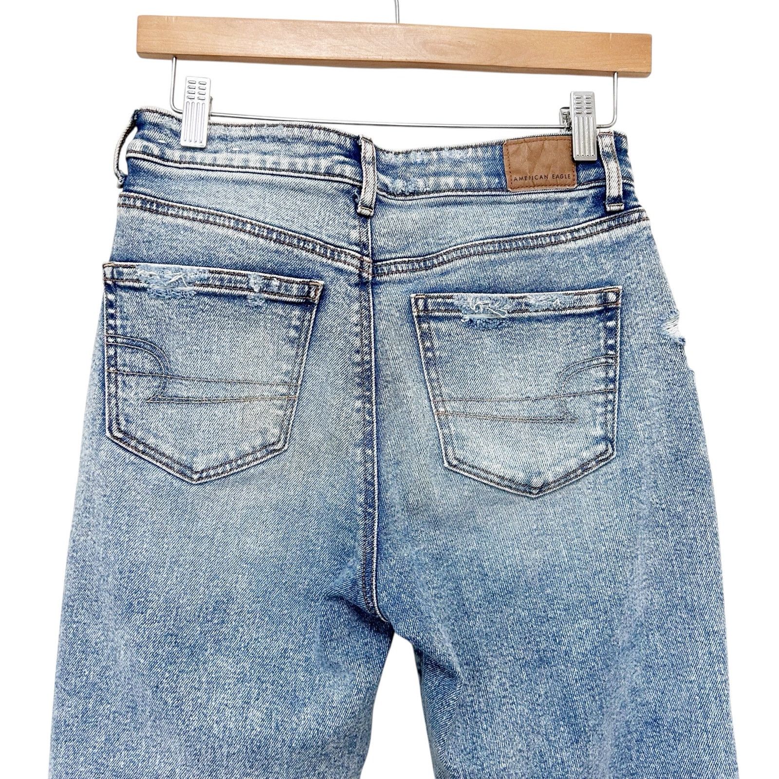 American Eagle Outfitters American Eagle Mom Jeans Sz 2 Size 26" / US 2 / IT 38 - 6 Thumbnail