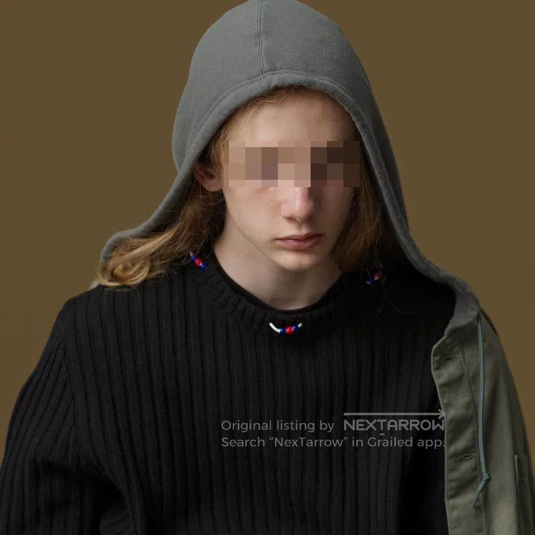 Neighborhood Neighborhood Rib Knit Sweater with Necklace. Size US L / EU 52-54 / 3 - 1 Thumbnail