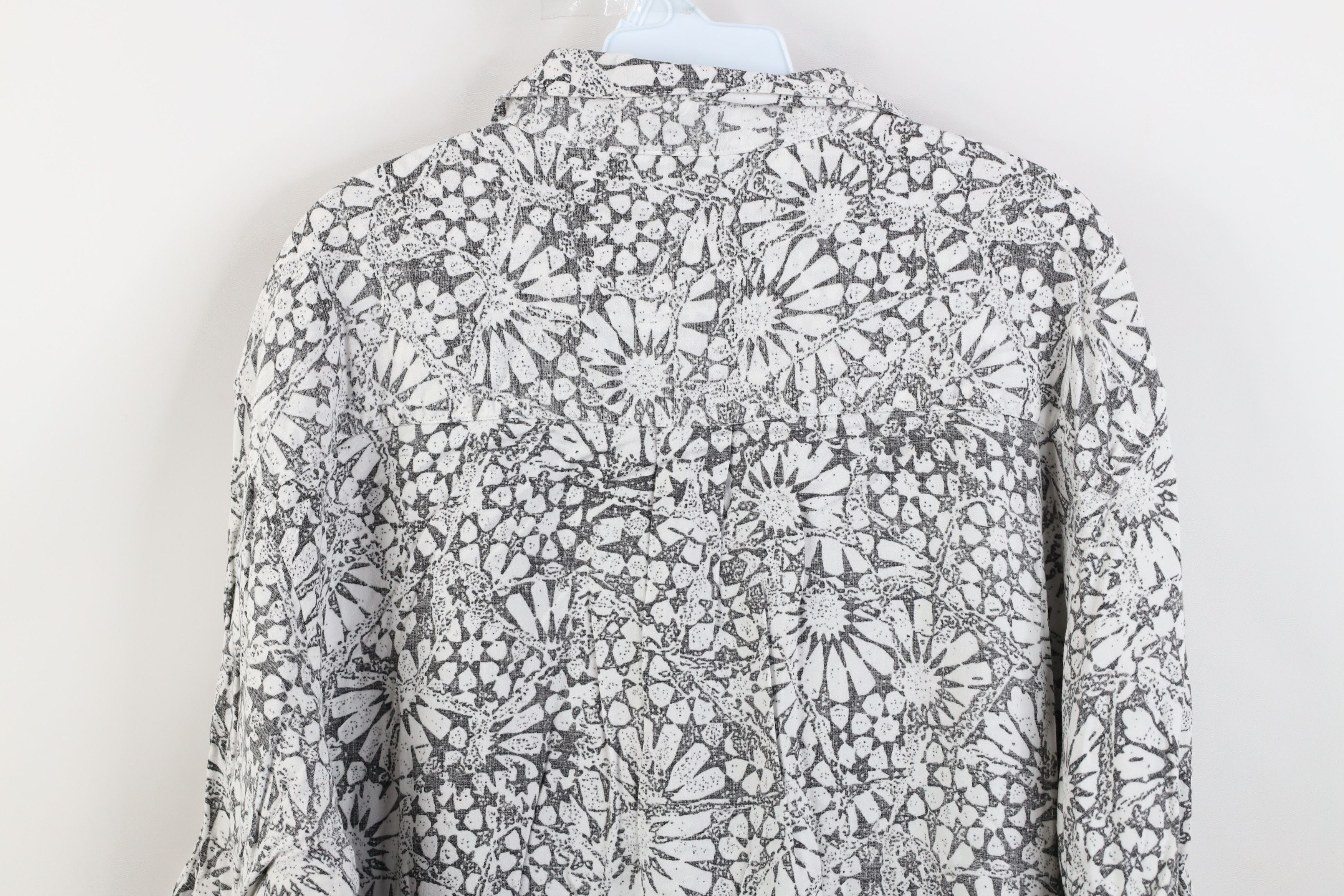 Vintage Vintage 90s Streetwear Flower Hawaiian Button Shirt Size US L / EU 52-54 / 3 - 11 Thumbnail