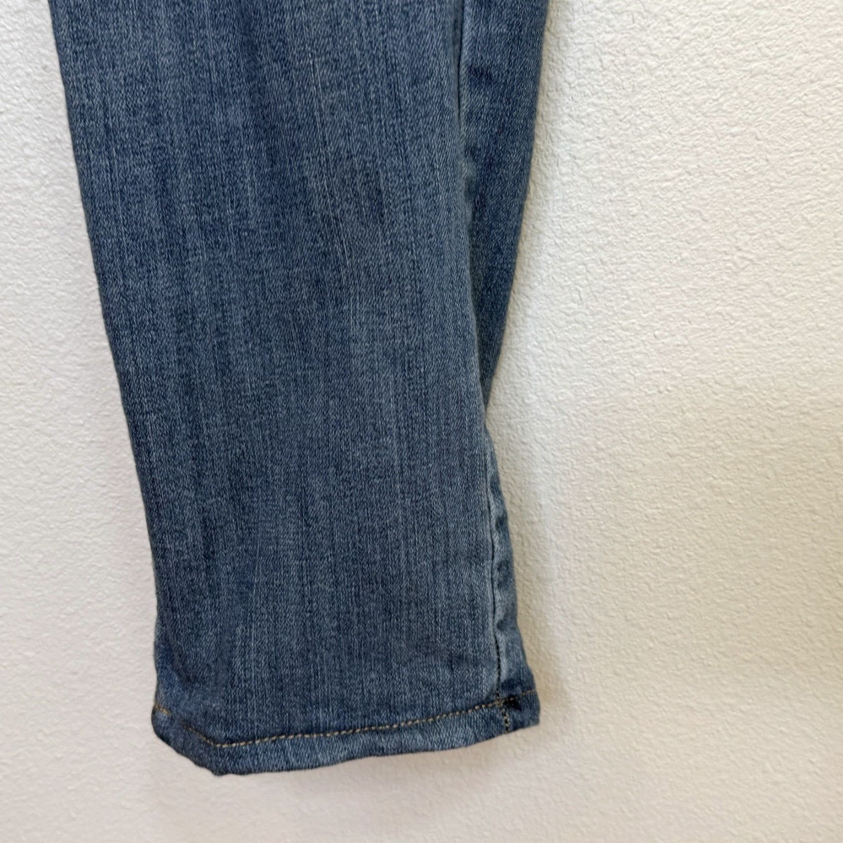 Eddie Bauer Eddie Bauer Fleece Lined Jeans Womens Size 8 Medium Wash Relaxed Boyfriend Fit 5-Pocket Design Size 24" / US 00 / IT 34 - 4 Thumbnail