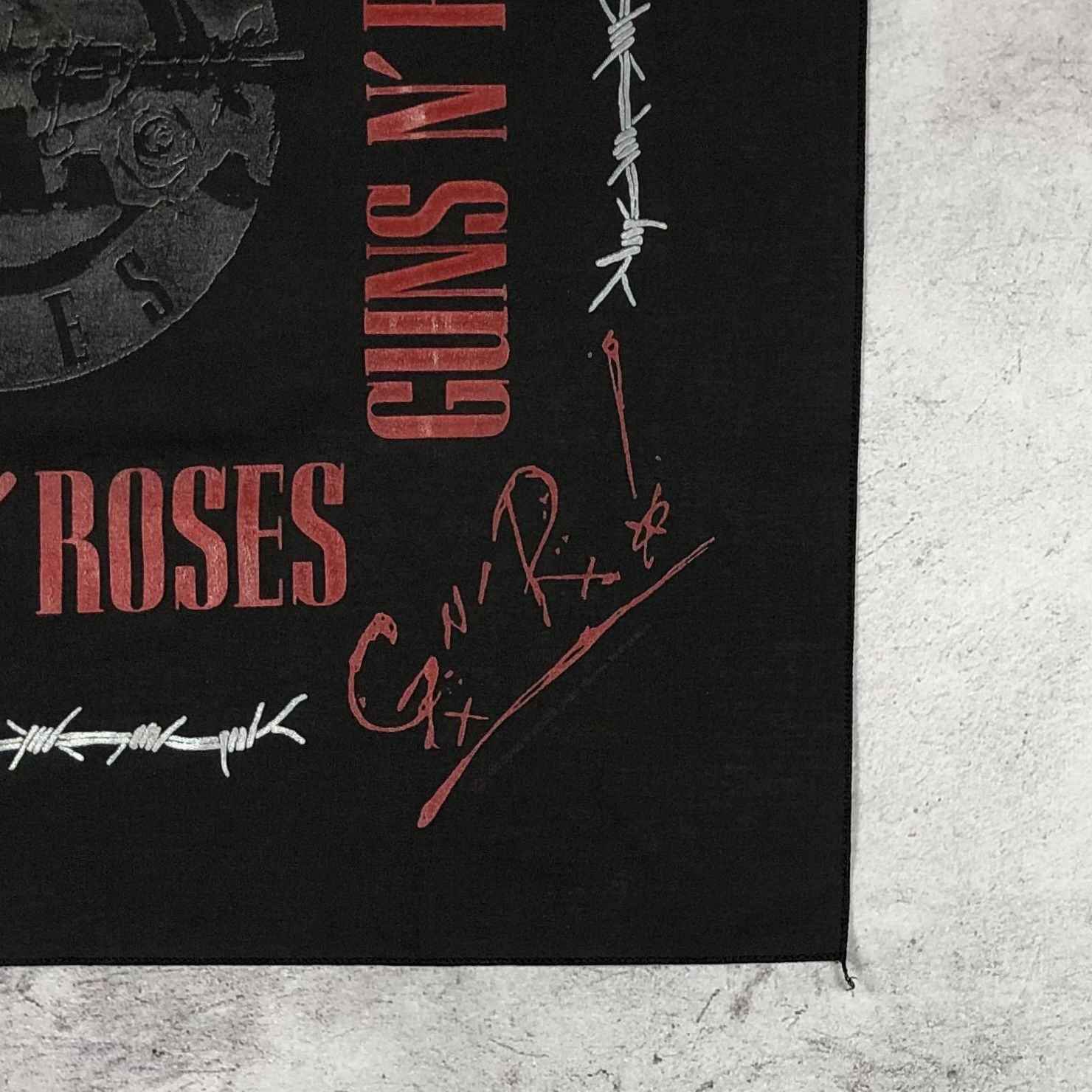 Guns N' Roses 1992 Guns N' Roses Bandana Flag Size ONE SIZE - 7 Thumbnail