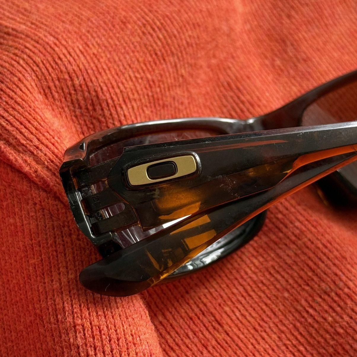 Oakley × Vintage Vintage Brown Oakleys Unisex Glasses Size ONE SIZE - 1 Thumbnail