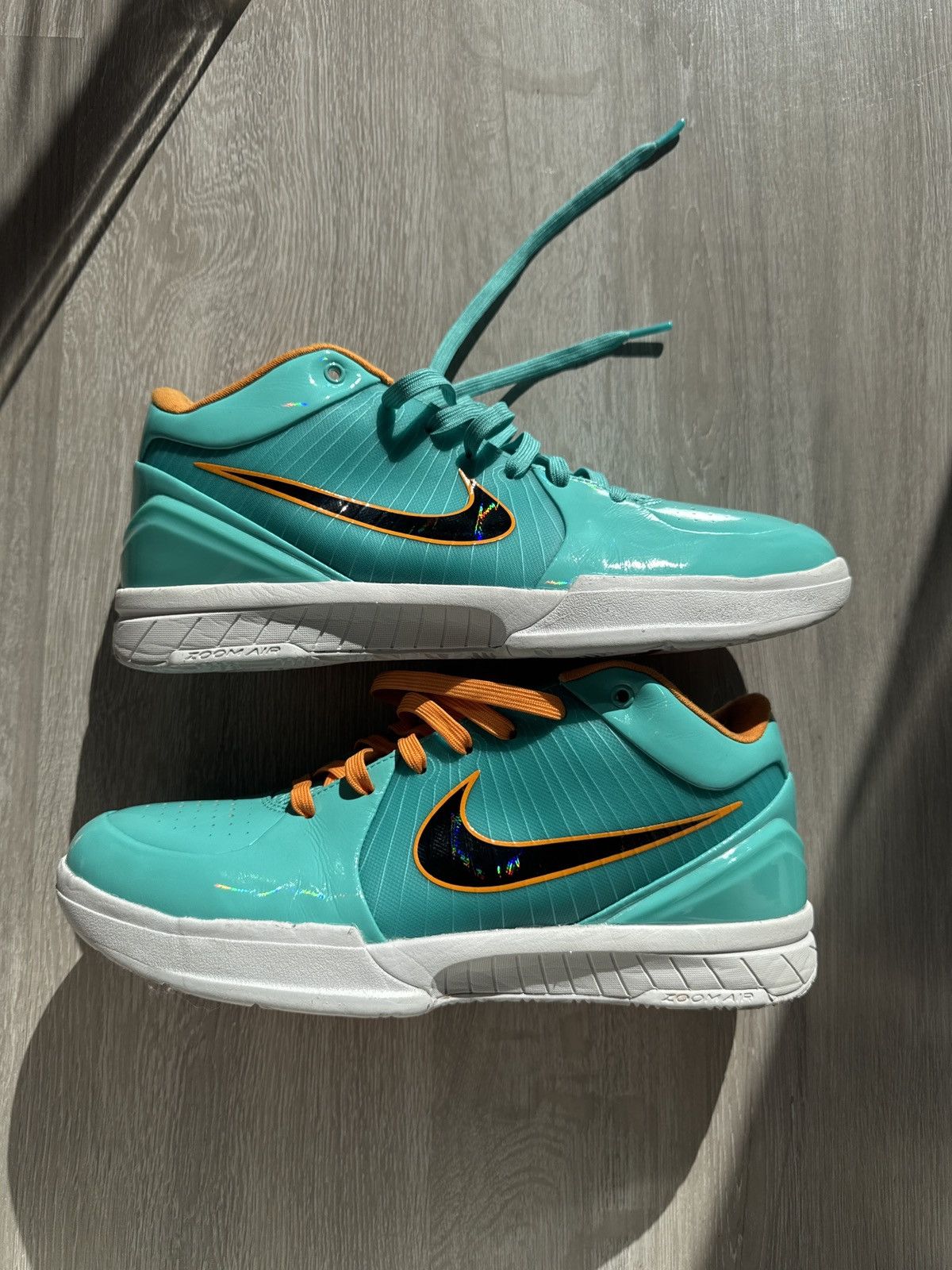 Nike Kobe 4 Protro Undefeated Hyper Jade