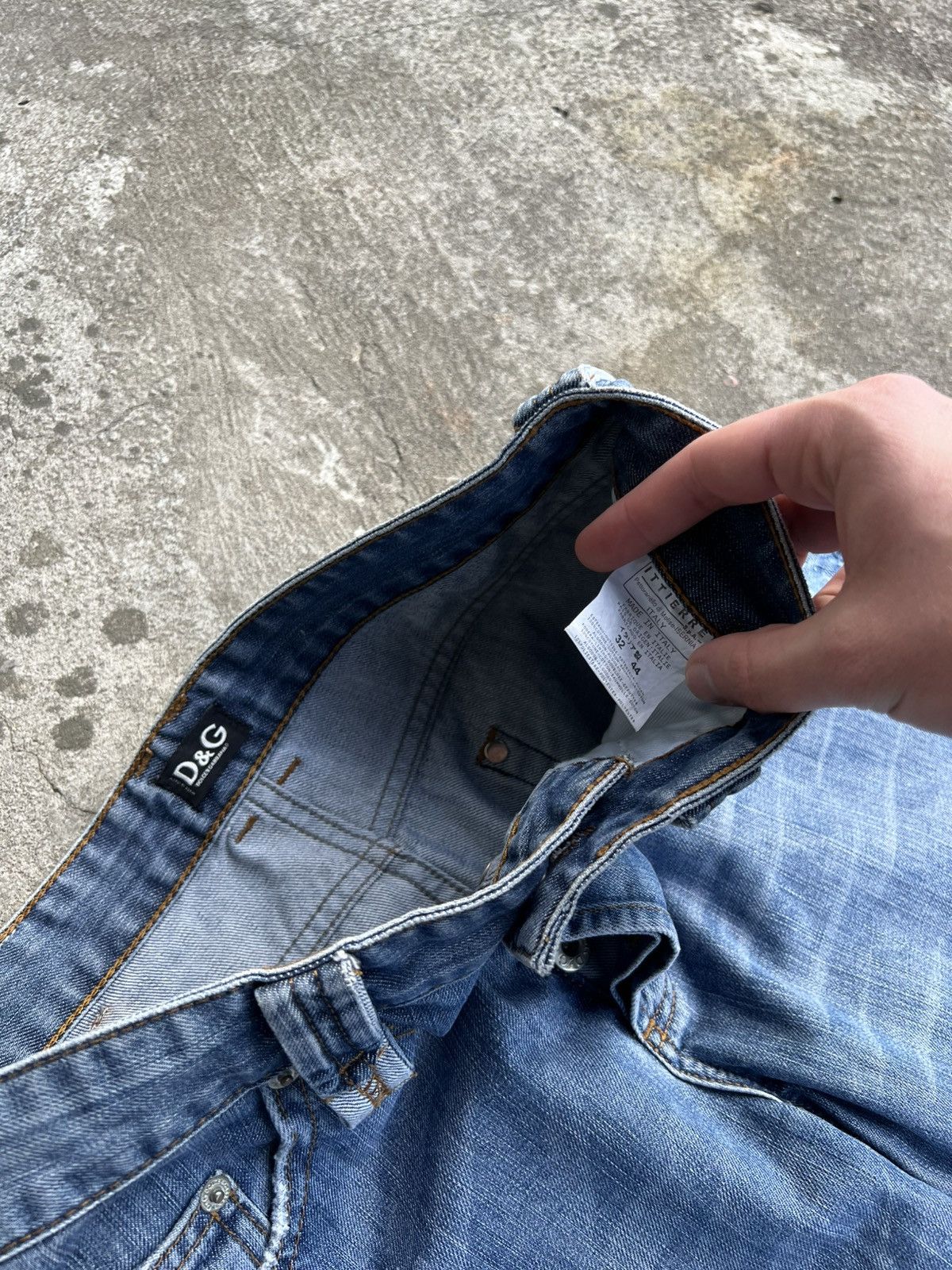 Dolce & Gabbana Crazy Vintage Dolce Gabbana Distressed Jeans Y2k Big Logo Size US 32 / EU 48 - 10 Thumbnail