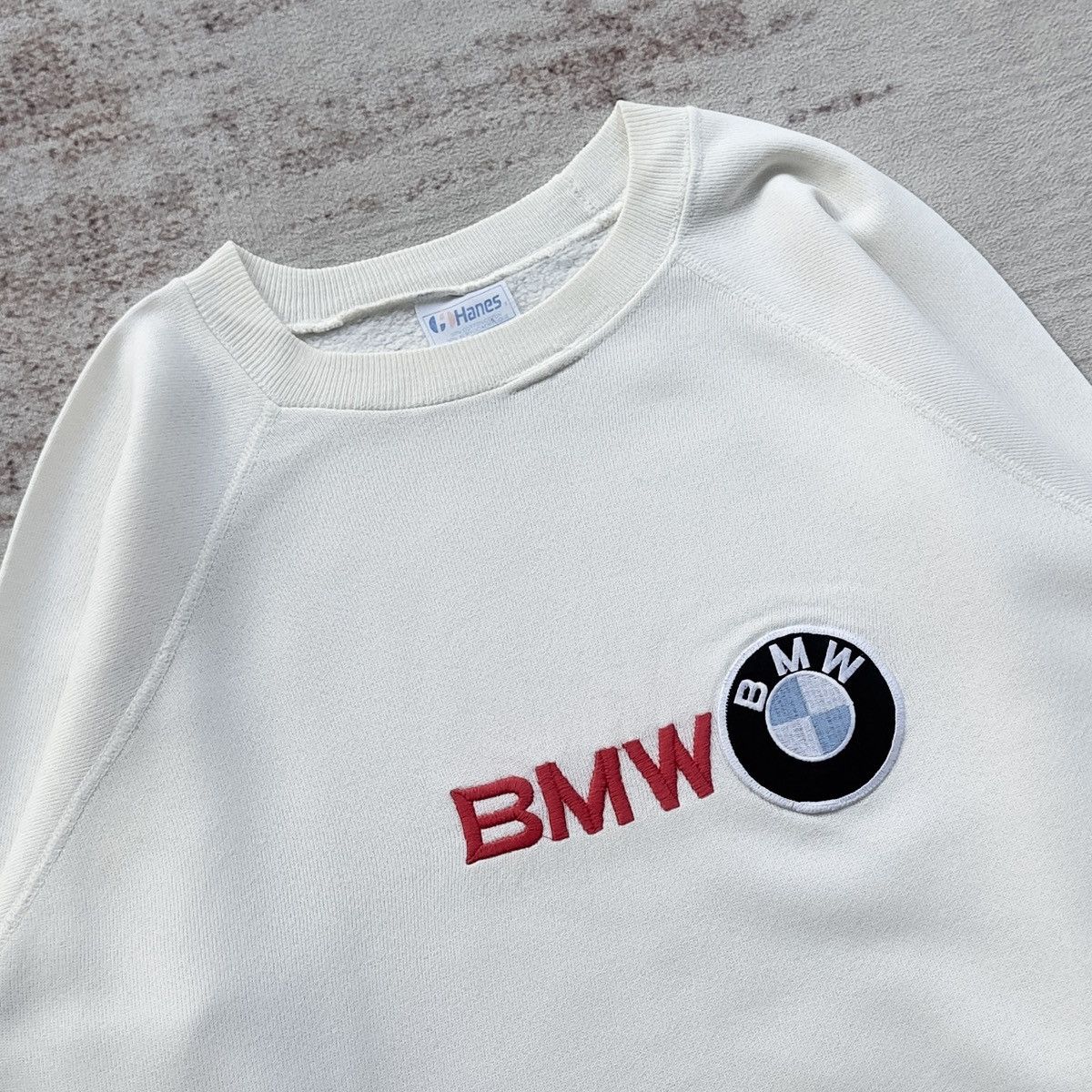 BMW VINTAGE HANES BMW EMBROIDED LOGO MOTORSPORTS SWEATSHIRT 90’s Size US M / EU 48-50 / 2 - 3 Thumbnail
