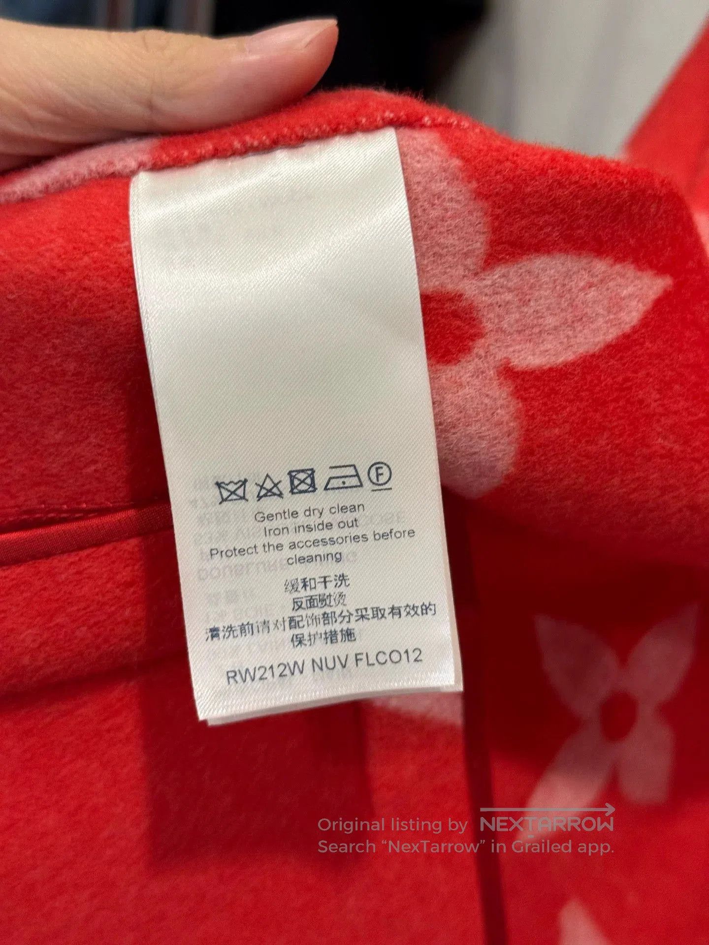 Louis Vuitton Louis Vuitton Red Hoodie with Trim. Size US M / EU 48-50 / 2 - 6 Thumbnail