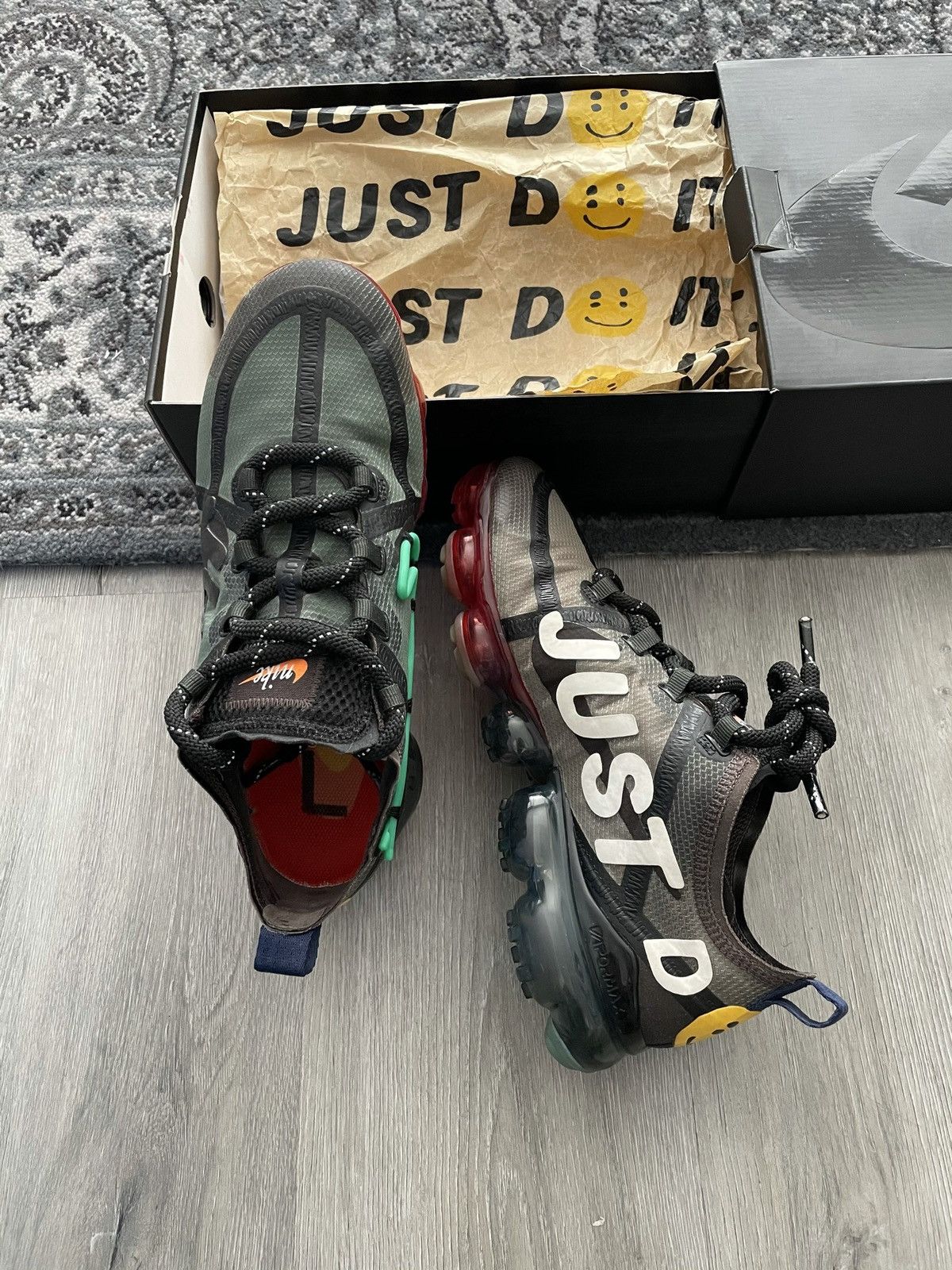 Cactus Plant Flea Market × Nike Cactus Plant Flea Market x Nike VaporMax 2019 Size US 9 / EU 42 - 5 Thumbnail