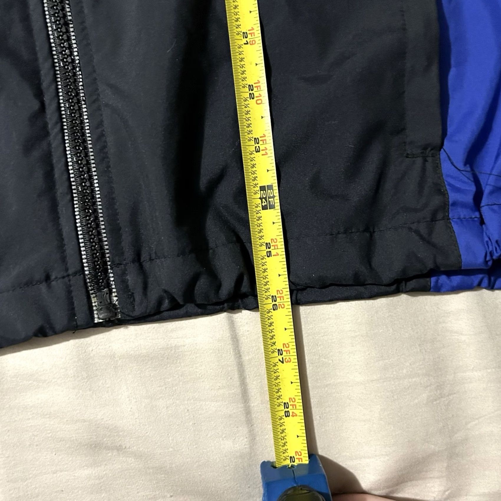 New Balance VINTAGE New Balance Windbreaker Jacket Chicago Marathon M Men Blue Nylon Jacket Medium Size US M / EU 48-50 / 2 - 7 Thumbnail