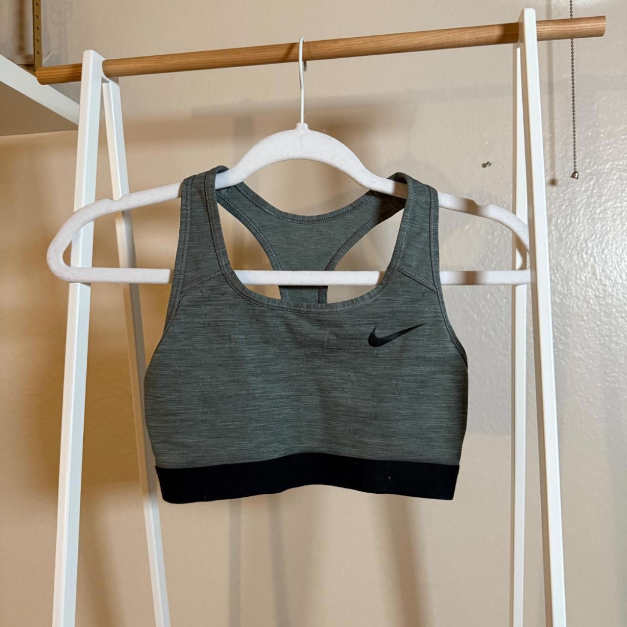 Nike NIKE grey sports bra Size ONE SIZE - 1 Thumbnail