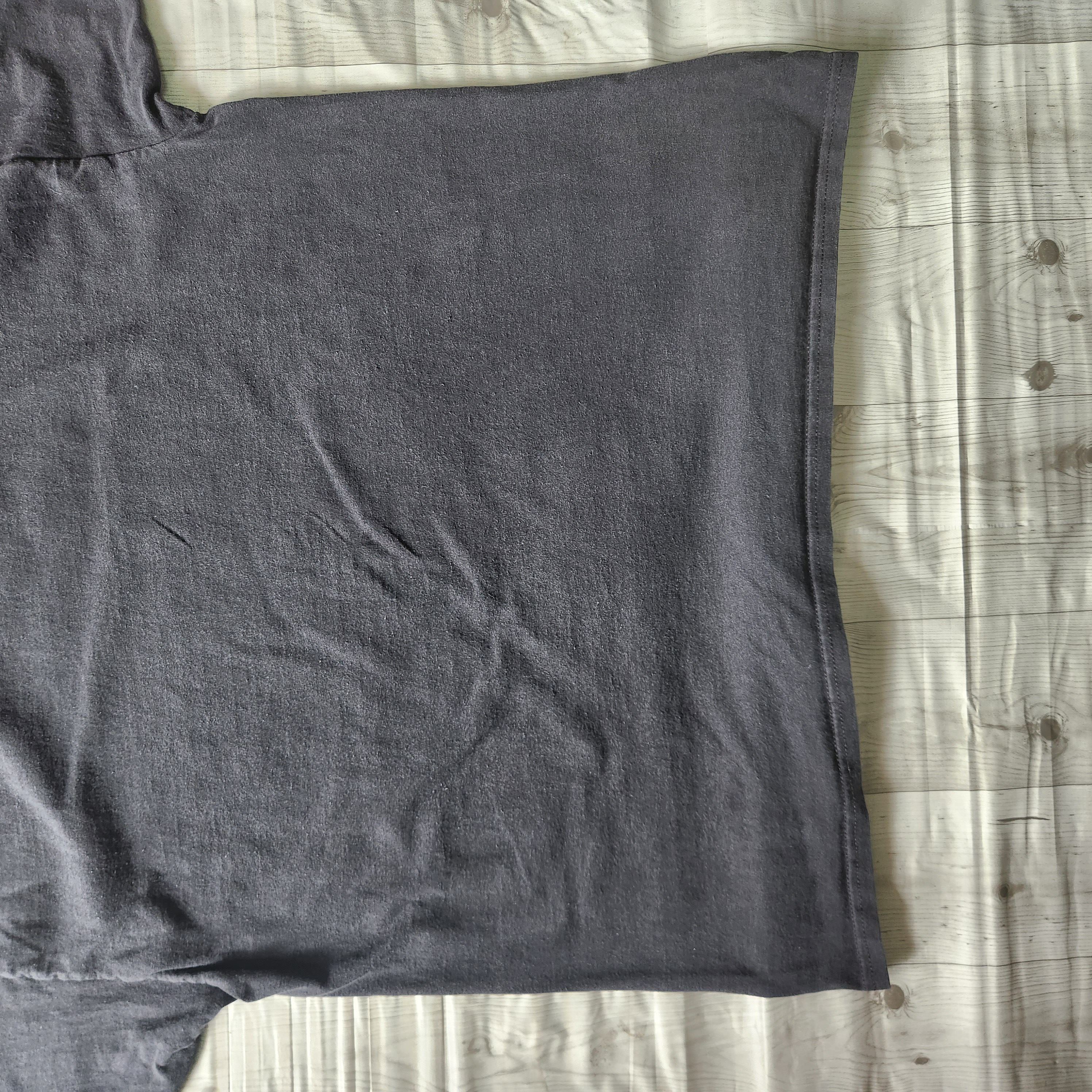 Vintage Grails F.R.I.E.N.D.S. Promo TShirt Pheobe Buffay Size US L / EU 52-54 / 3 - 10 Thumbnail