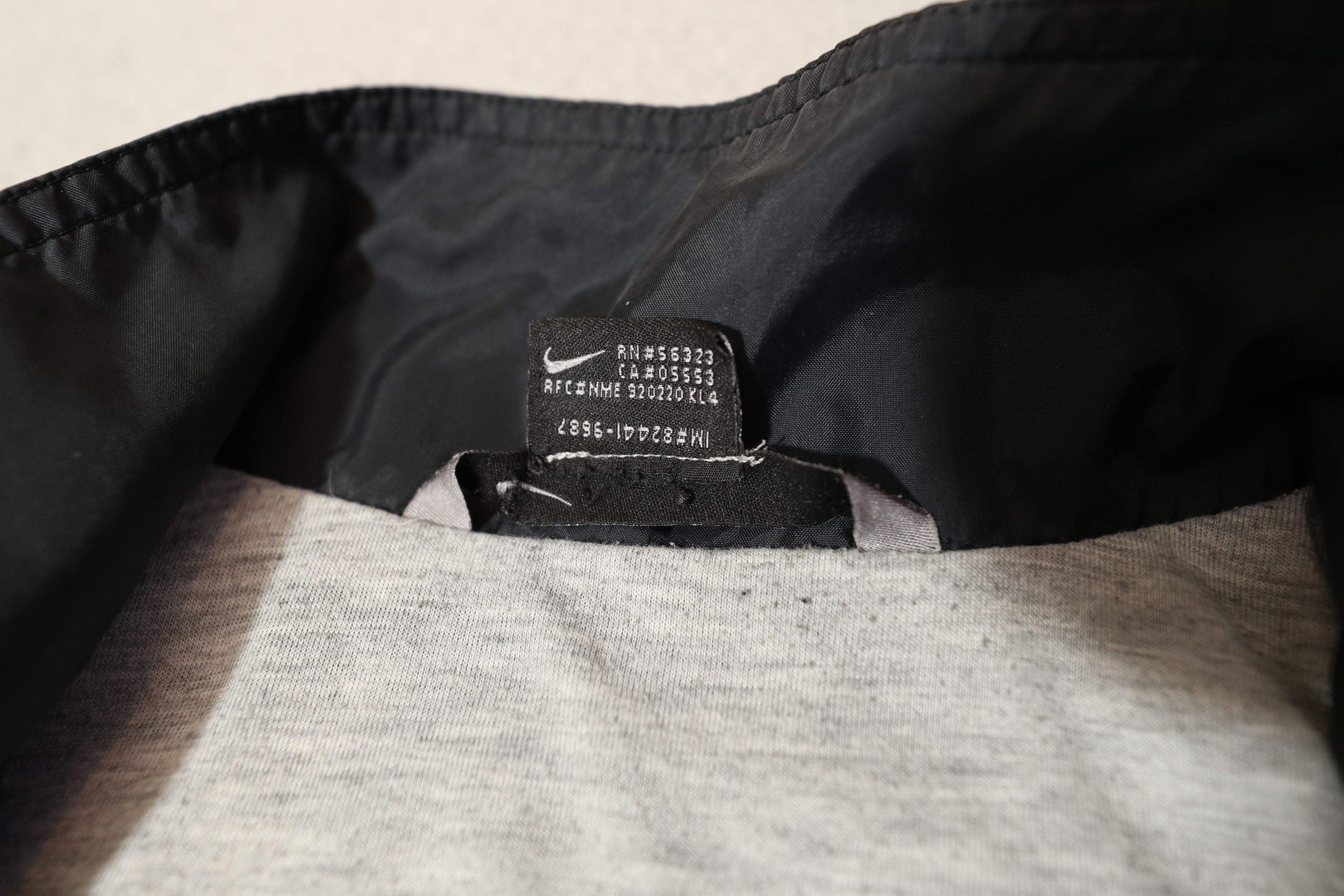 Nike Vintage Nike Y2K Zip Up Track Jacket (L) Size US XL / EU 56 / 4 - 12 Thumbnail