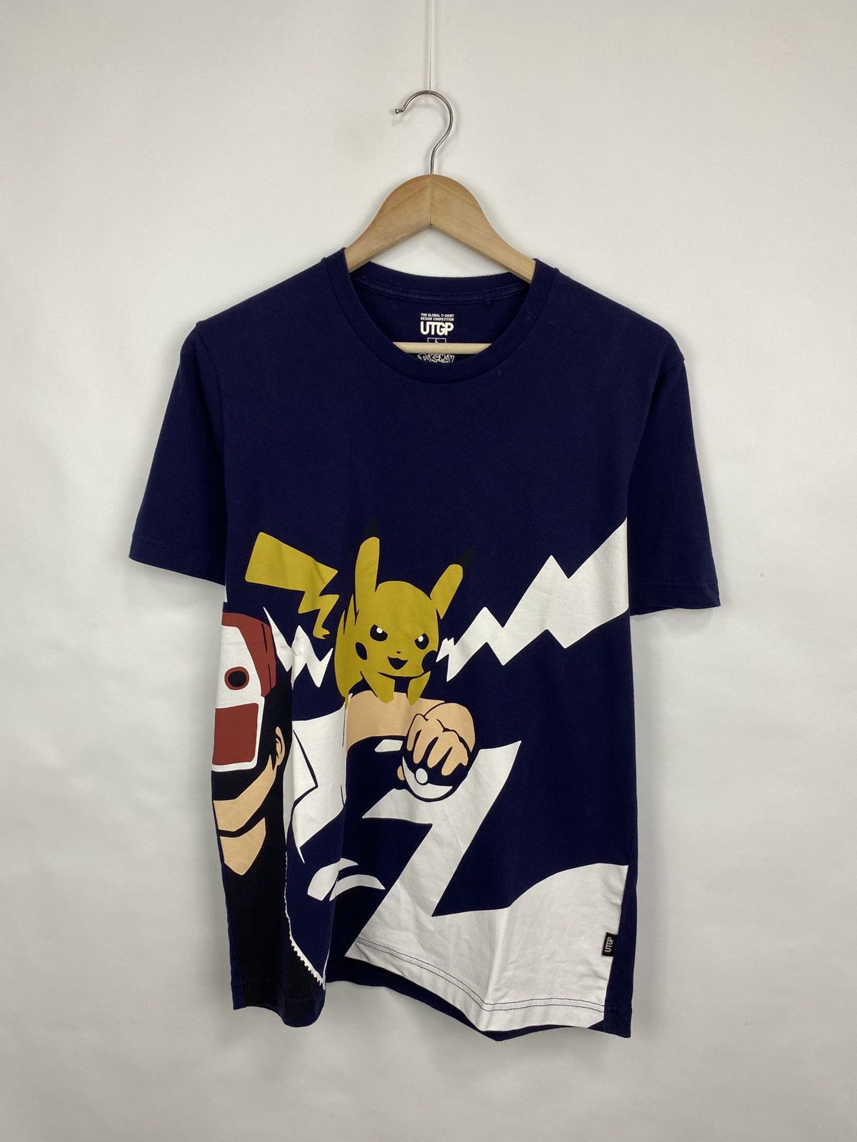 Pokemon × Uniqlo 🇯🇵 Uniqlo Pokemon Pikachu Ash Ketchum T-Shirt Rare Retro Hype Size US M / EU 48-50 / 2 - 3 Thumbnail