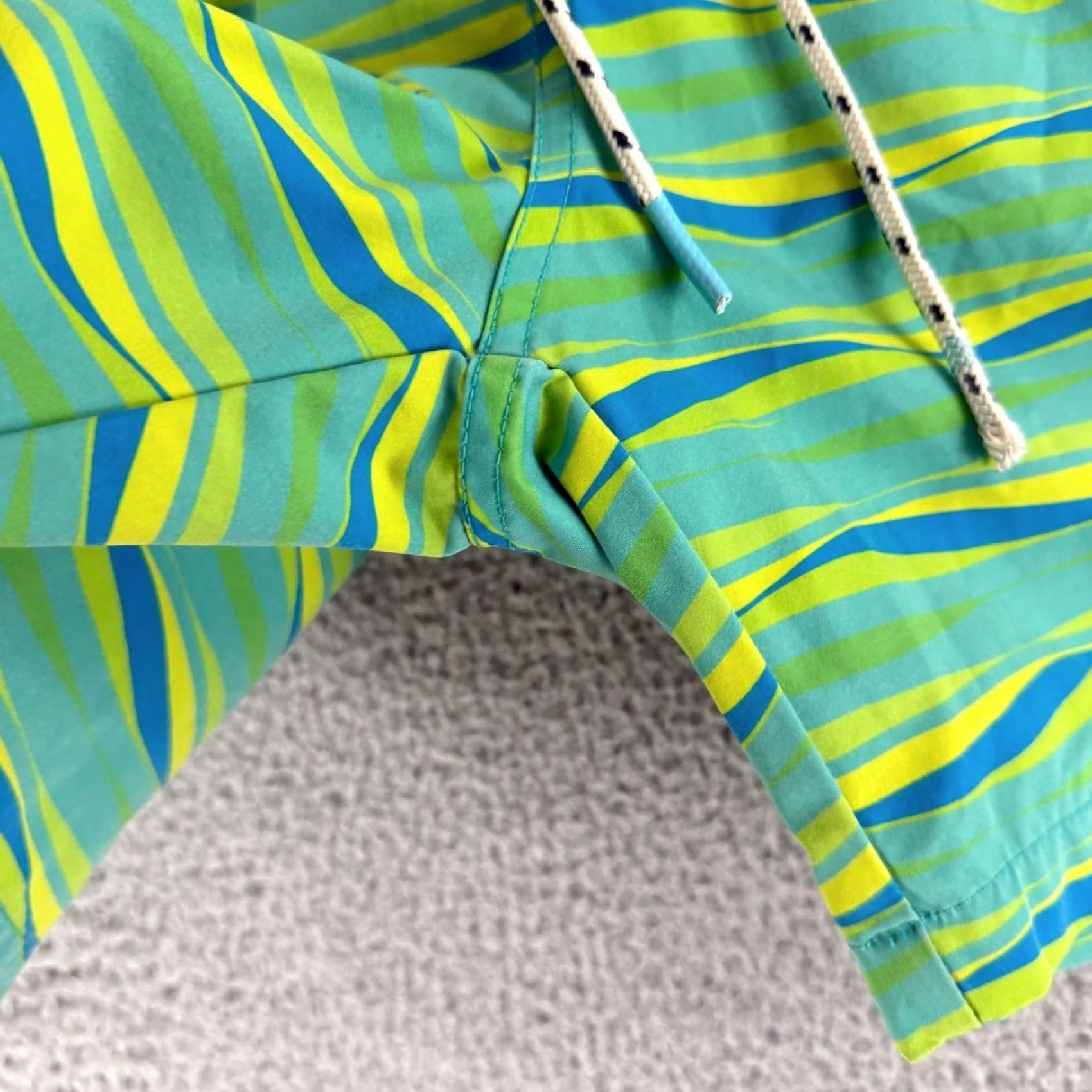 Psycho Bunny Psycho Bunny Swim Trunks Mens Medium Green Wavy Stripe Drawstring Shorts Size US 31 - 5 Thumbnail