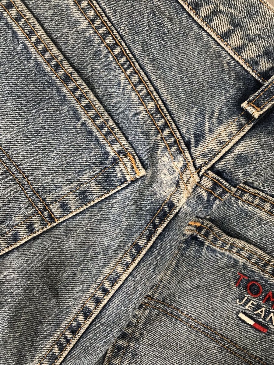 Tommy Hilfiger × Vintage Vintage Tommy Hilfiger straight fit denim Size US 32 / EU 48 - 12 Thumbnail