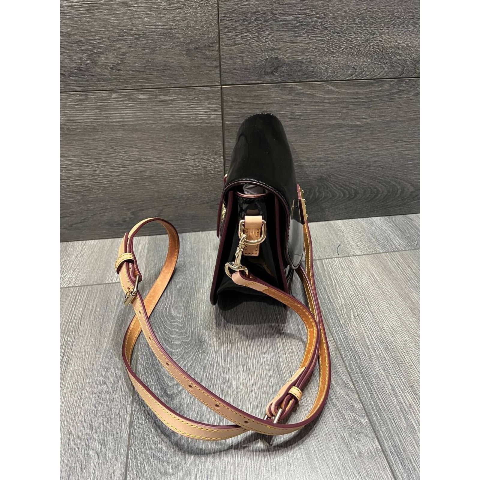 Dooney & Bourke Dooney & Bourke Patent Leather Saddle Bag Black, bag A667762 Size ONE SIZE - 5 Thumbnail