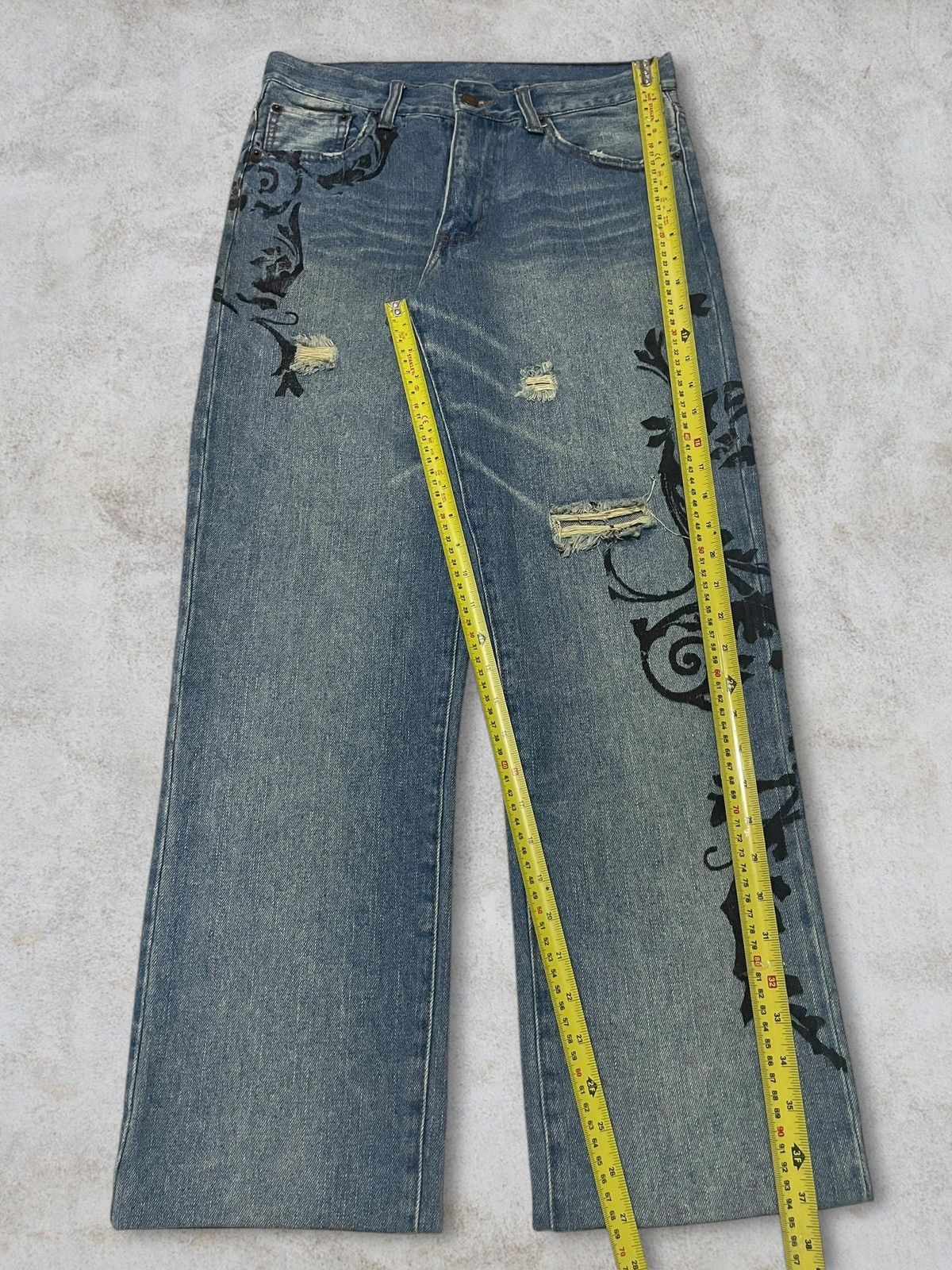 Japanese Brand Vintage Japanese Traditional Tattoo Art BlueWash Loose Jeans Size US 30 / EU 46 - 14 Thumbnail