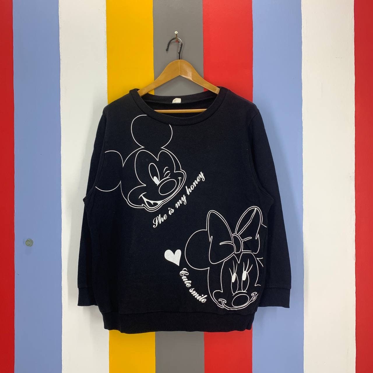 Disney MICKEY AND MINNIE Crew Neck Sweatshirt #2555/S Size US L / EU 52-54 / 3 - 1 Thumbnail