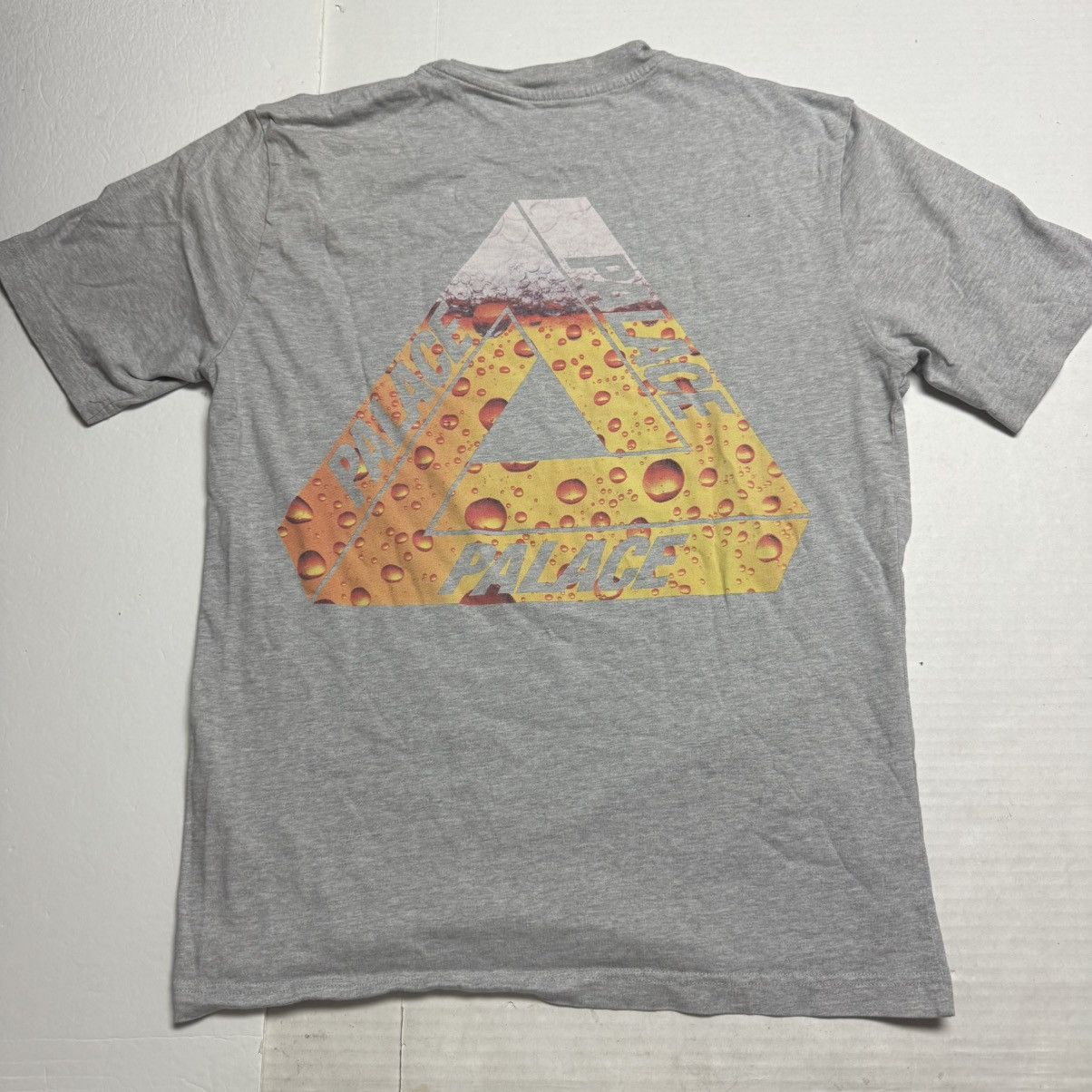 Palace Palace Skateboards Tri-Lager T-Shirt in Grey. Size: Medium Size US M / EU 48-50 / 2 - 6 Thumbnail
