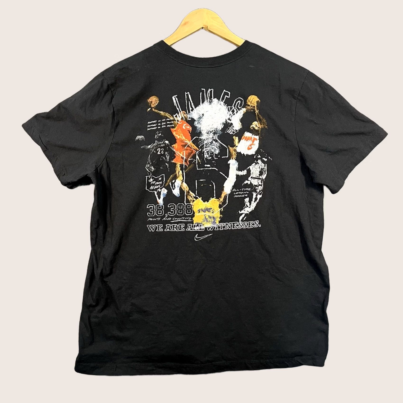 Nike Nike LeBron James Scoring Record Tee Mens XL Black Graphic T-Shirt NBA Lakers Size US XL / EU 56 / 4 - 1 Thumbnail