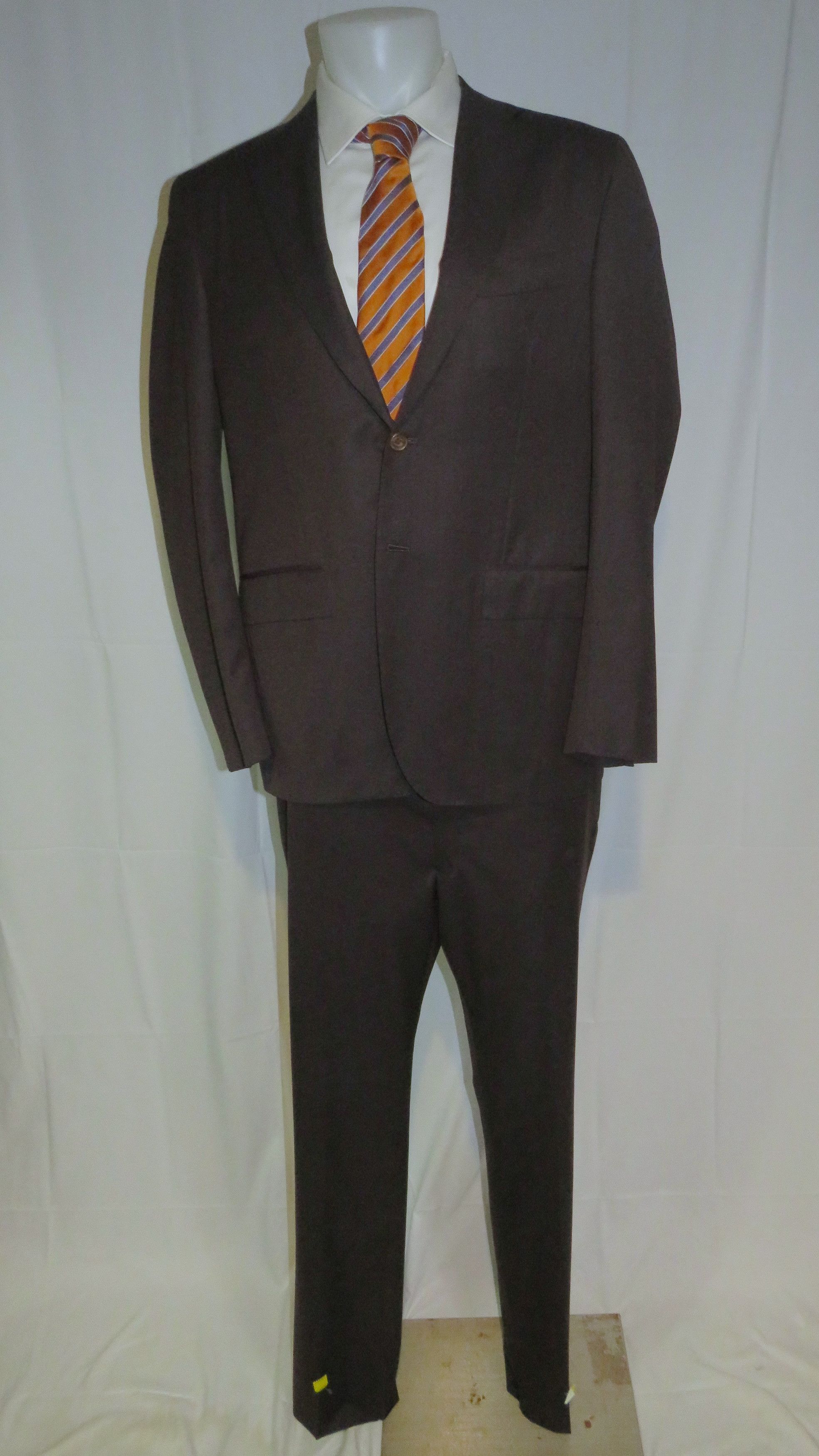 Kiton 14 Micron Super 180 Solid Brown Two Button Suit 48L NWT 8870 Size 48L - 1 Thumbnail