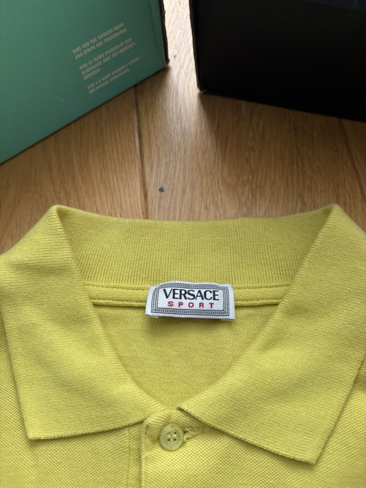Versace Versace T-shirt polo old money y2k Size US L / EU 52-54 / 3 - 4 Thumbnail
