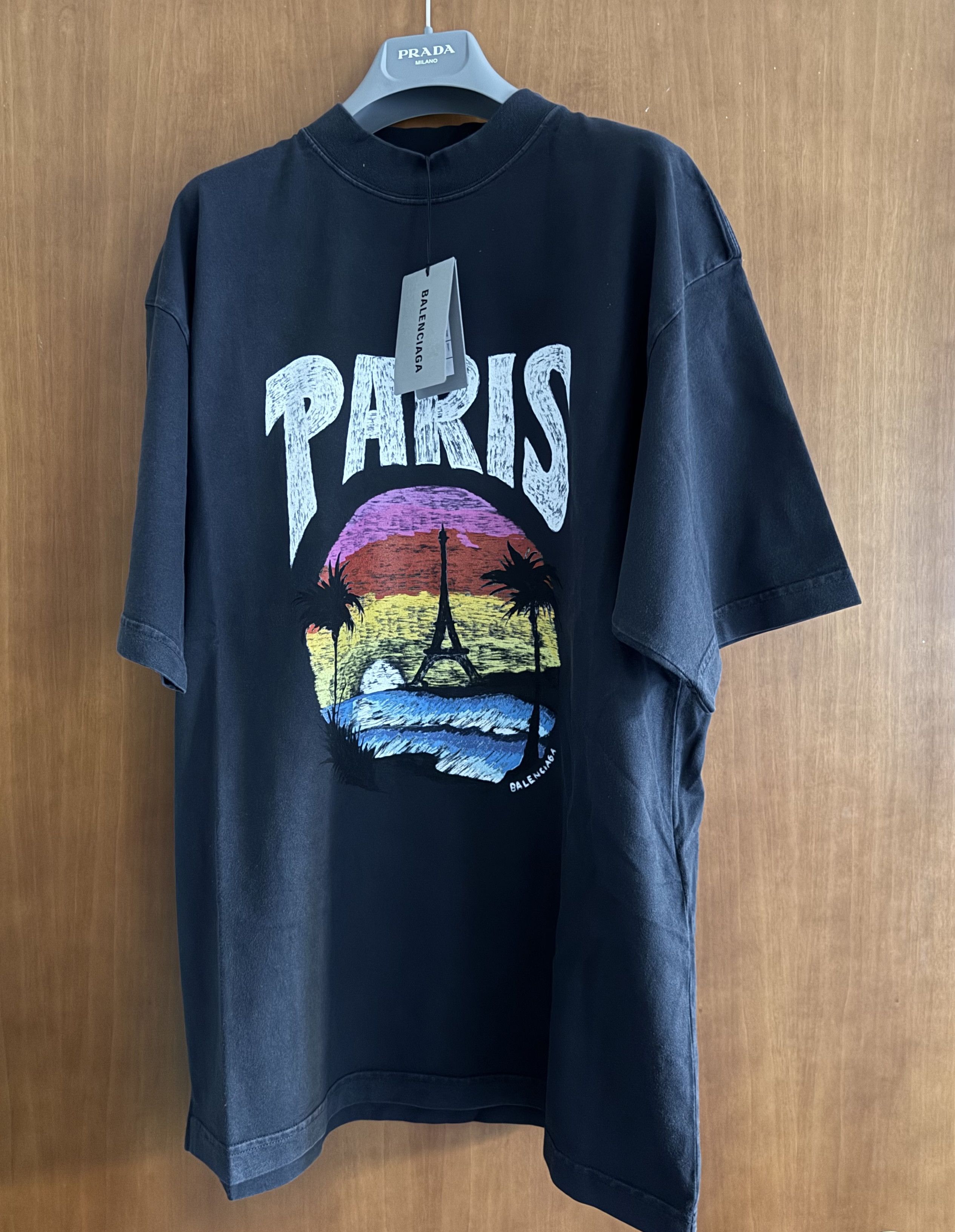 Balenciaga BALENCIAGA Statue of Liberty Paris T-Shirt (XS) | Grailed