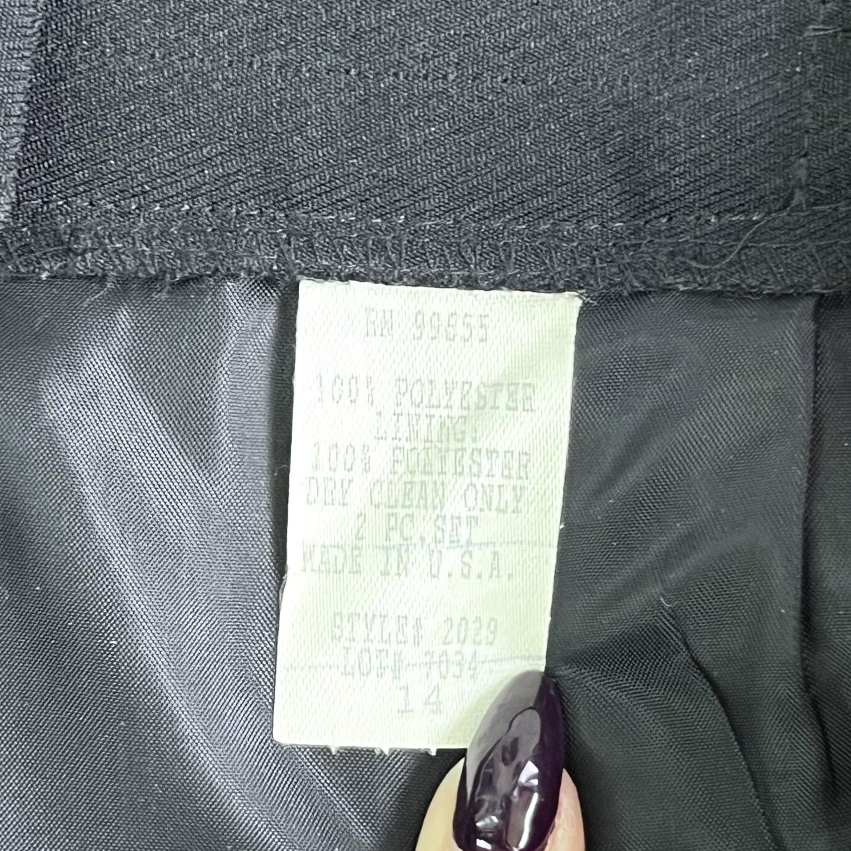 Vintage VINTAGE Black Pencil Skirt Womens 14 Knee Length Lined Workwear Office Made USA Skirt Womens 14 Knee Length Black Lined Workwear Office USA Size 36" / US 14 / IT 50 - 4 Thumbnail