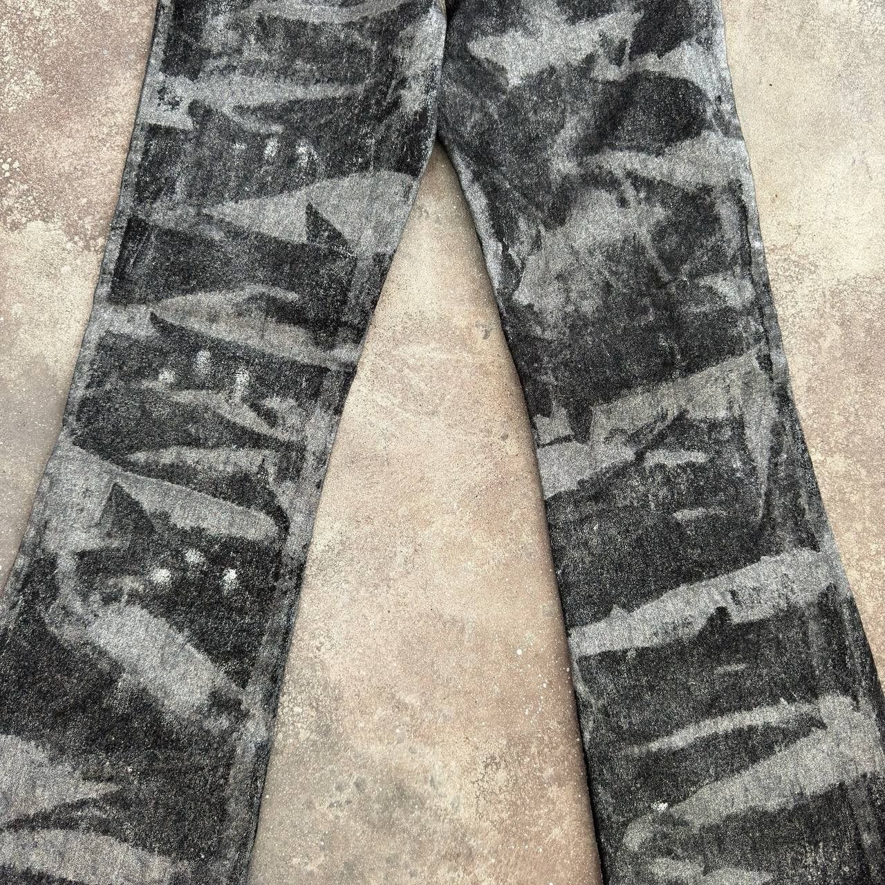 Hysteric Glamour Amazing Vintage Washed/Faded Flared Jeans Size 25" / US 0 / IT 36 - 11 Thumbnail