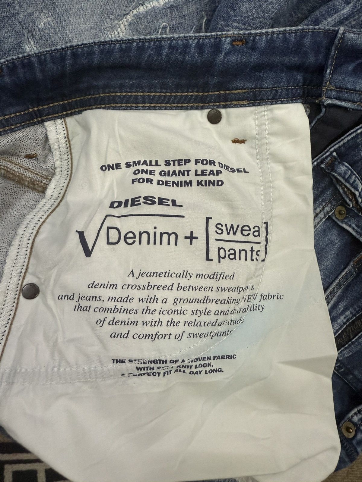 Diesel DIESEL KROOLEY DENIM SWEAT PANT Size US 32 / EU 48 - 11 Thumbnail