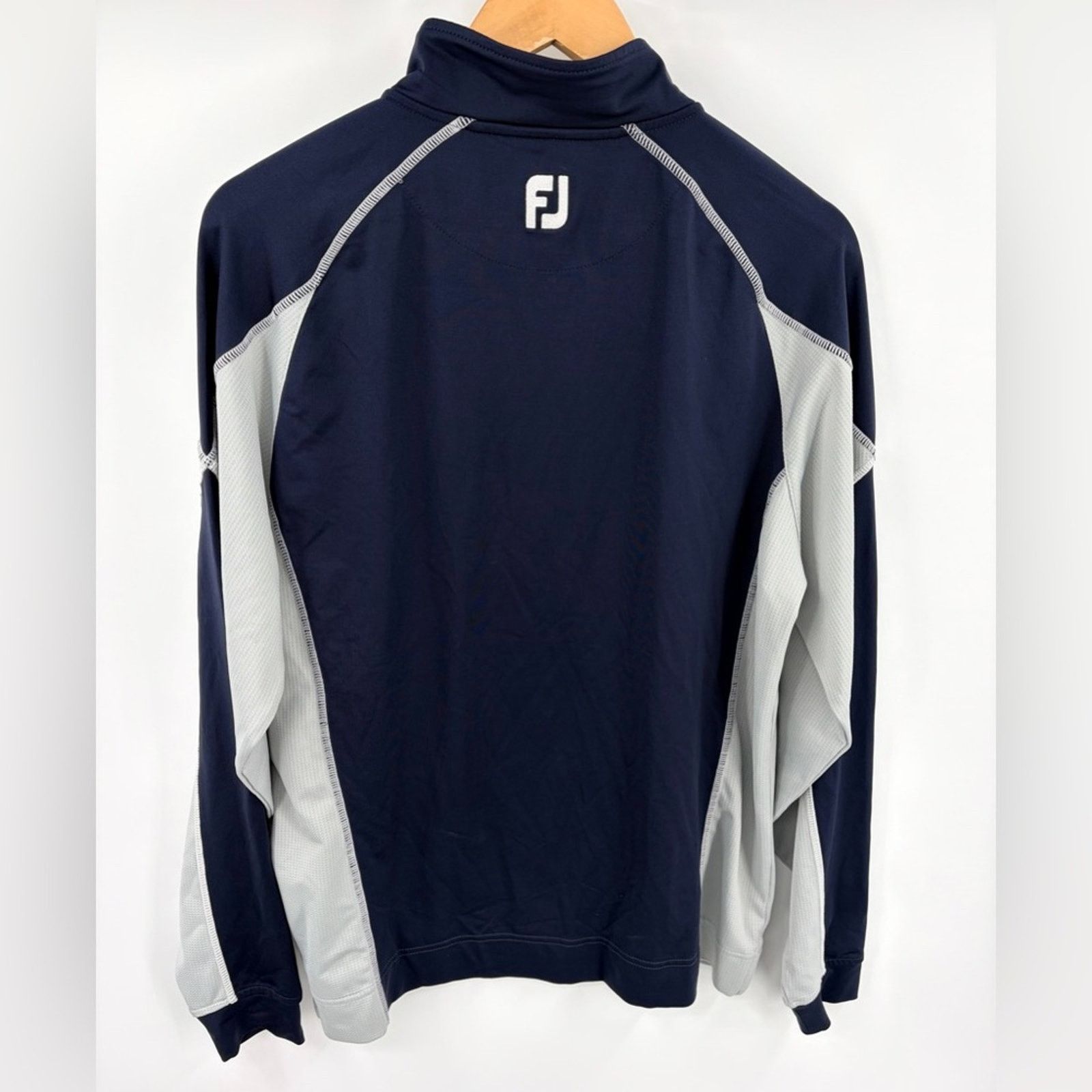 Footjoy FootJoy men’s navy and gray half zip pullover jacket size M Size US M / EU 48-50 / 2 - 4 Thumbnail