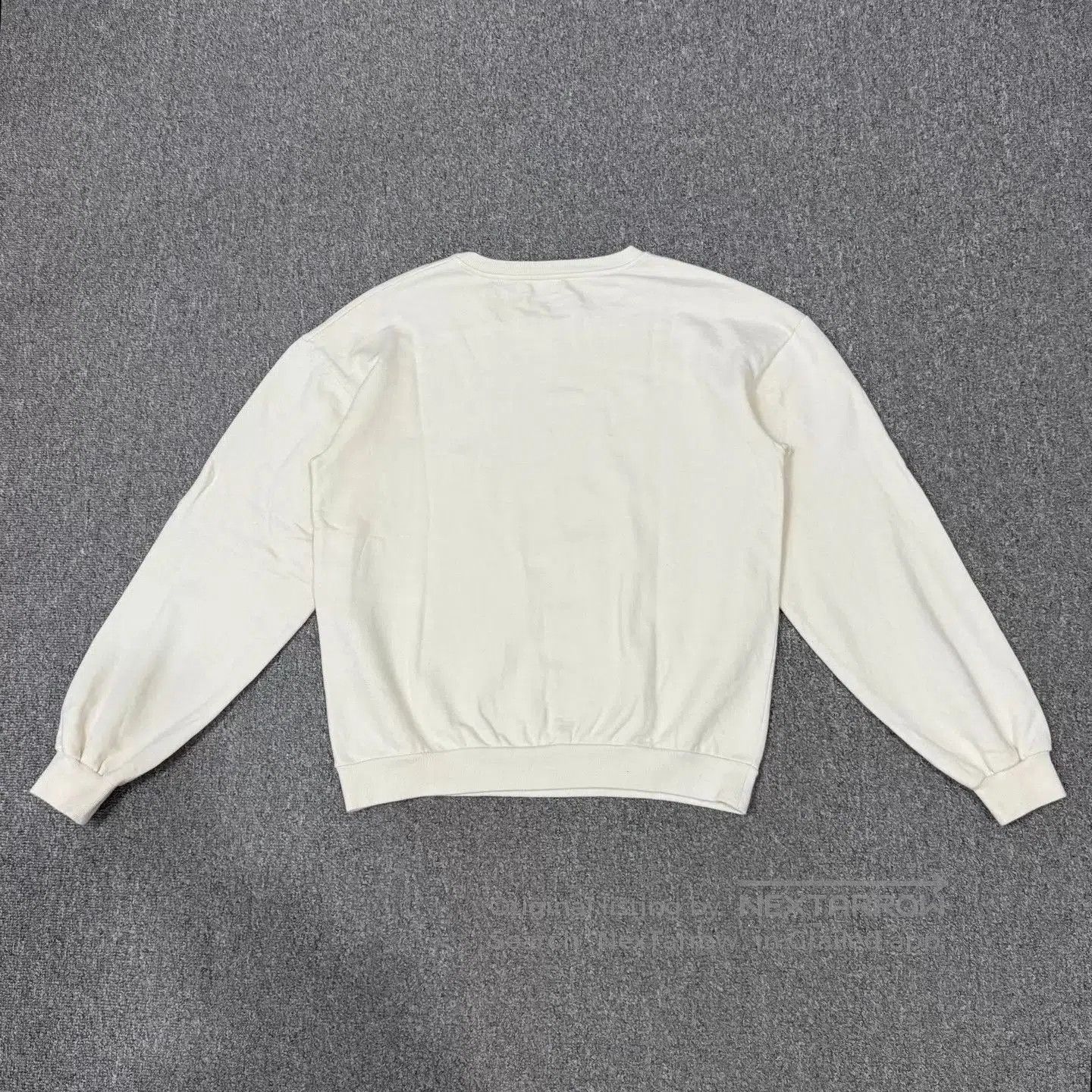 Celine White Crewneck Sweatshirt with Embroidered Logo. Size US S / EU 44-46 / 1 - 2 Thumbnail
