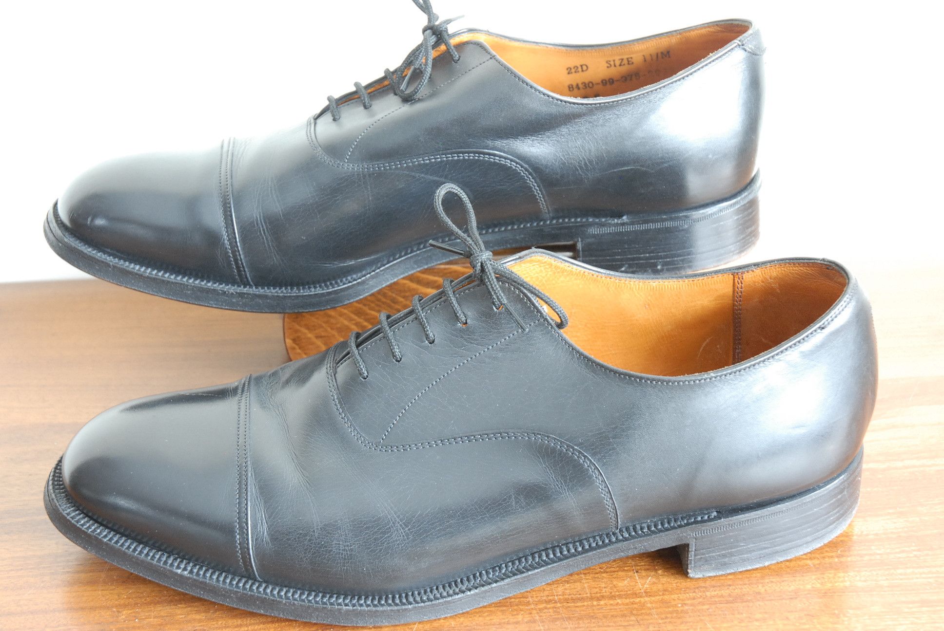 Sanders Cap toe Oxford dress shoe, England, Goodyear Welted Size US 12 / EU 45 - 5 Thumbnail