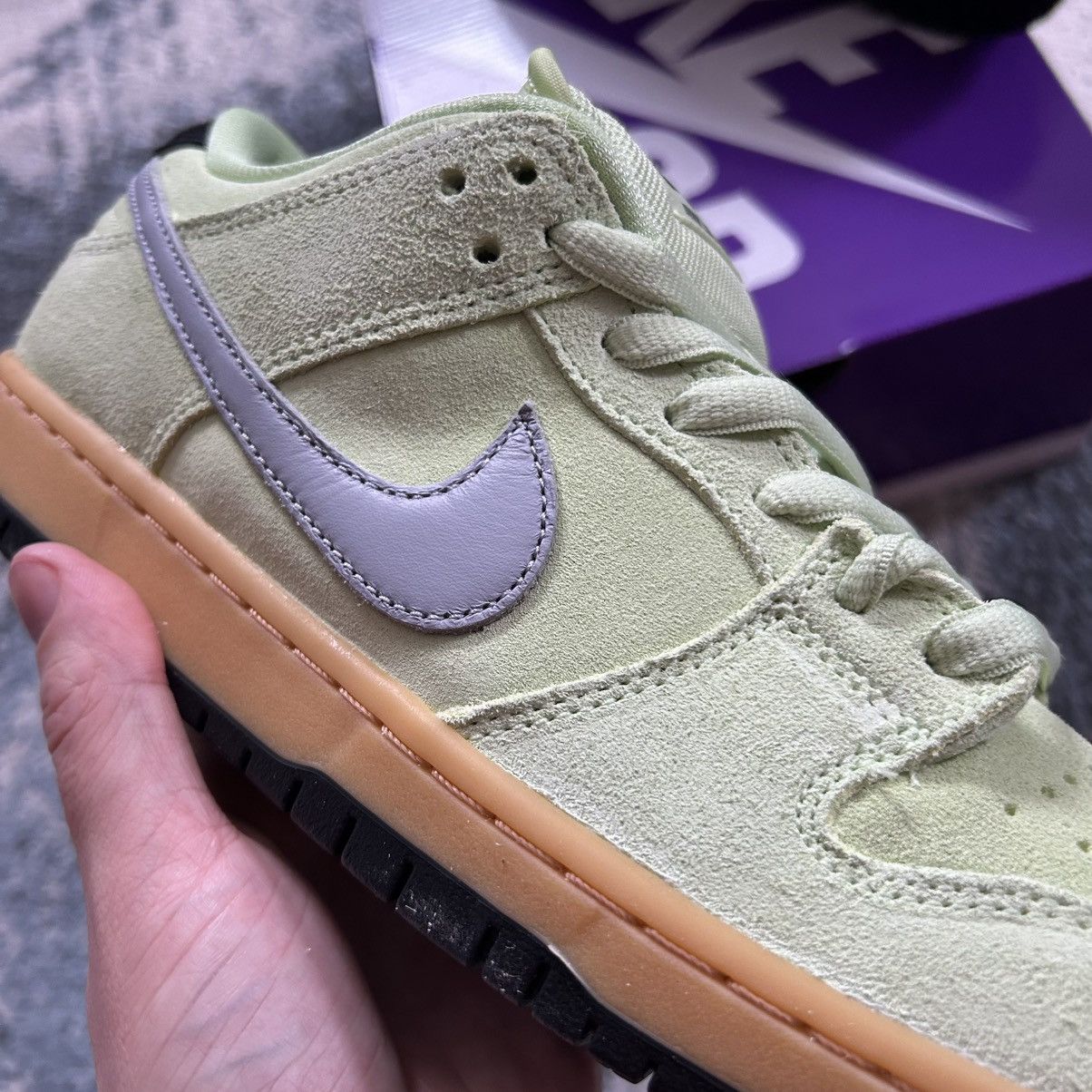 Nike SB DUNK LOW PRO PREMiUM SUEDE VERDUGO MOUNTAiN LiQUiD LiME WOLF Size US 9.5 / EU 42-43 - 8 Thumbnail