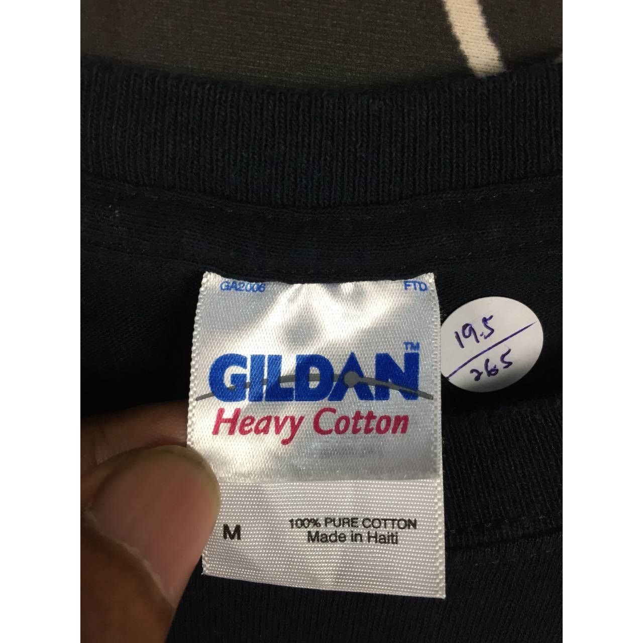 Gildan You Are In The Presence Of Genius Funny Quote Graphic Tee Size US M / EU 48-50 / 2 - 8 Thumbnail
