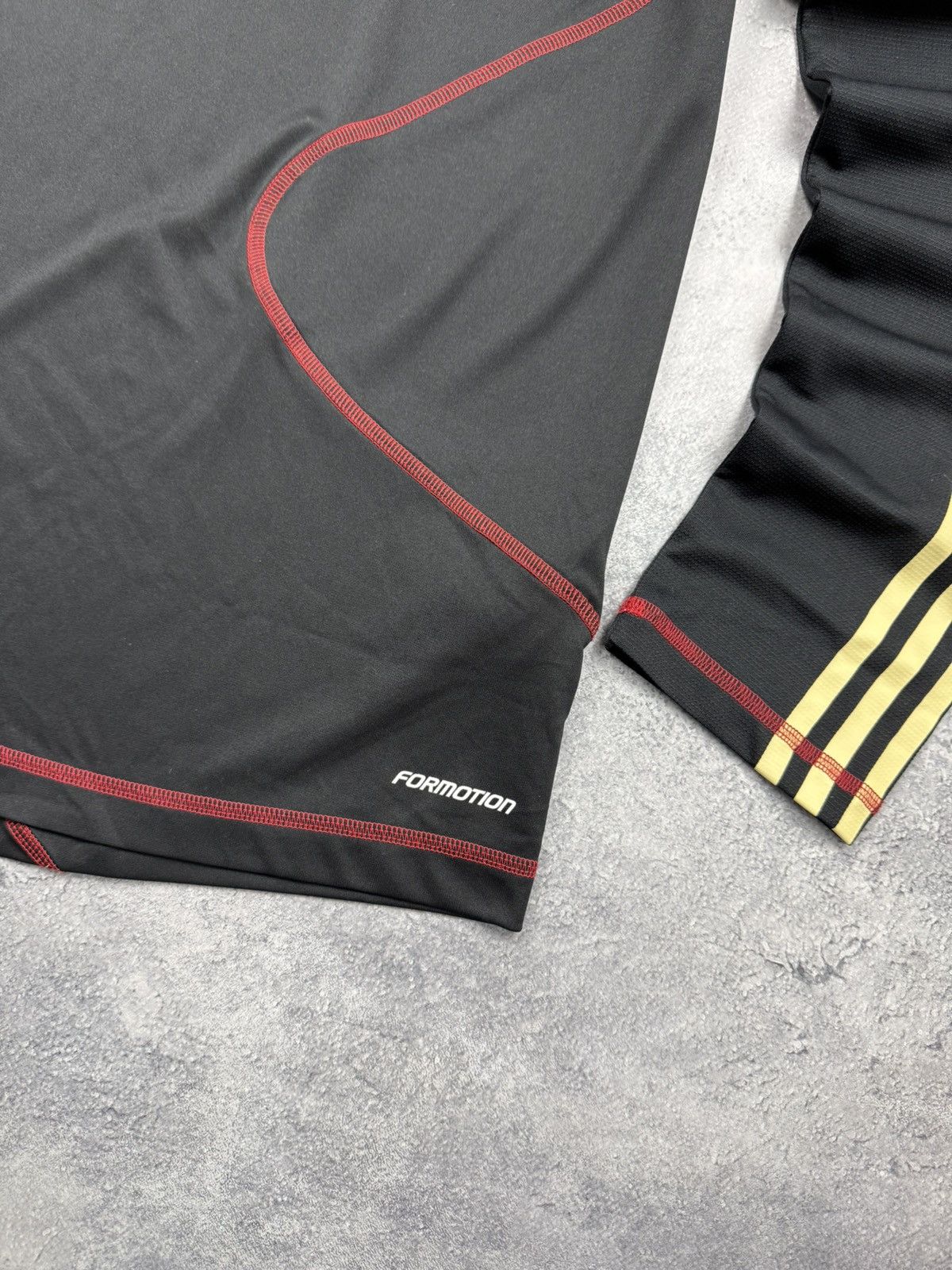 Adidas Vintage Adidas AC Milan Training Top Long Sleeve Jersey Size US L / EU 52-54 / 3 - 11 Thumbnail