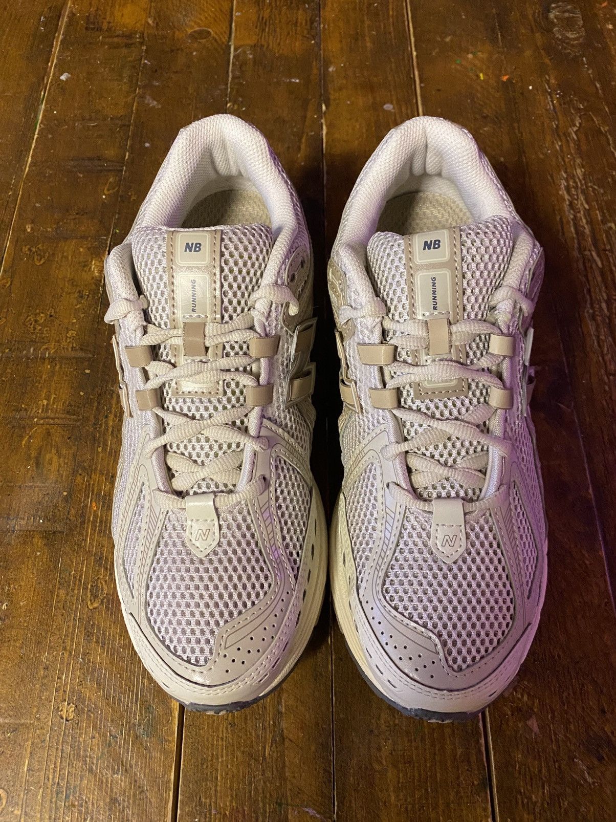 New Balance M1906RZB “Timberwolf” Size US 9 / EU 42 - 1 Thumbnail