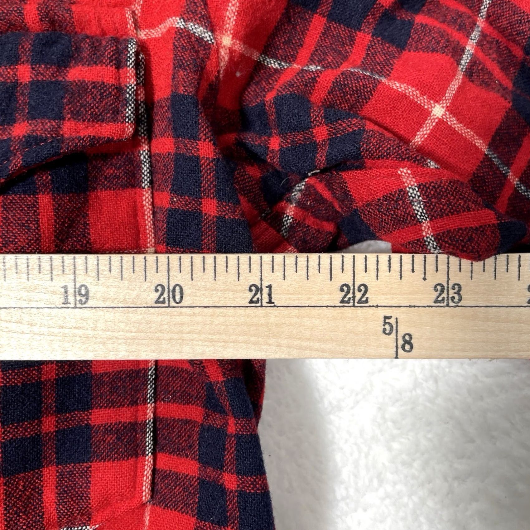 Pendleton VINTAGE Pendleton Shirt Mens Medium 16 1/8 Red Flannel Tartan Plaid Wool Button-Up Button-Down Outdoor Retro USA Mens Size US L / EU 52-54 / 3 - 7 Thumbnail