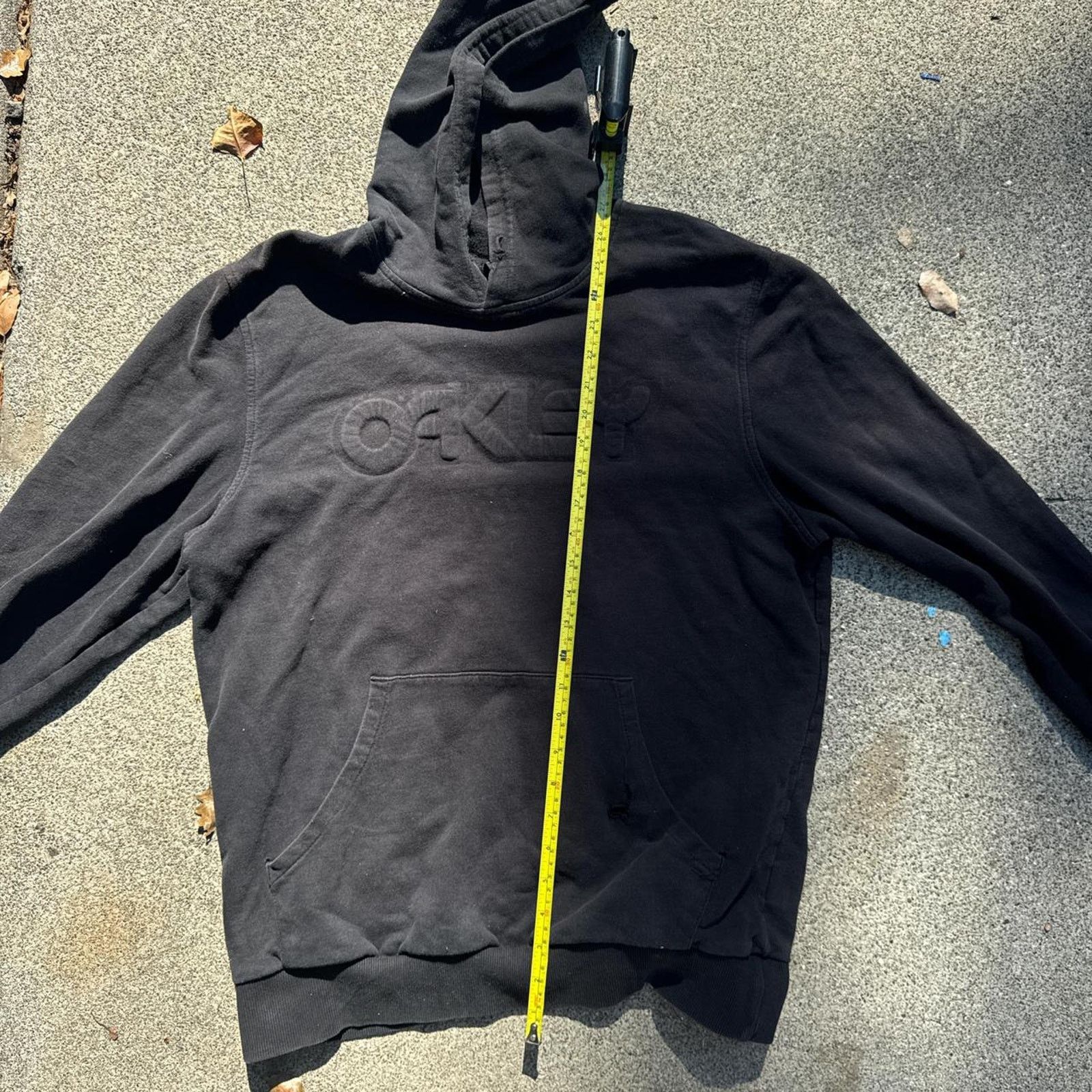 Oakley Vintage Men’s Y2K Oakley Bold Lettered Hoodie – Size XL Size US M / EU 48-50 / 2 - 7 Thumbnail